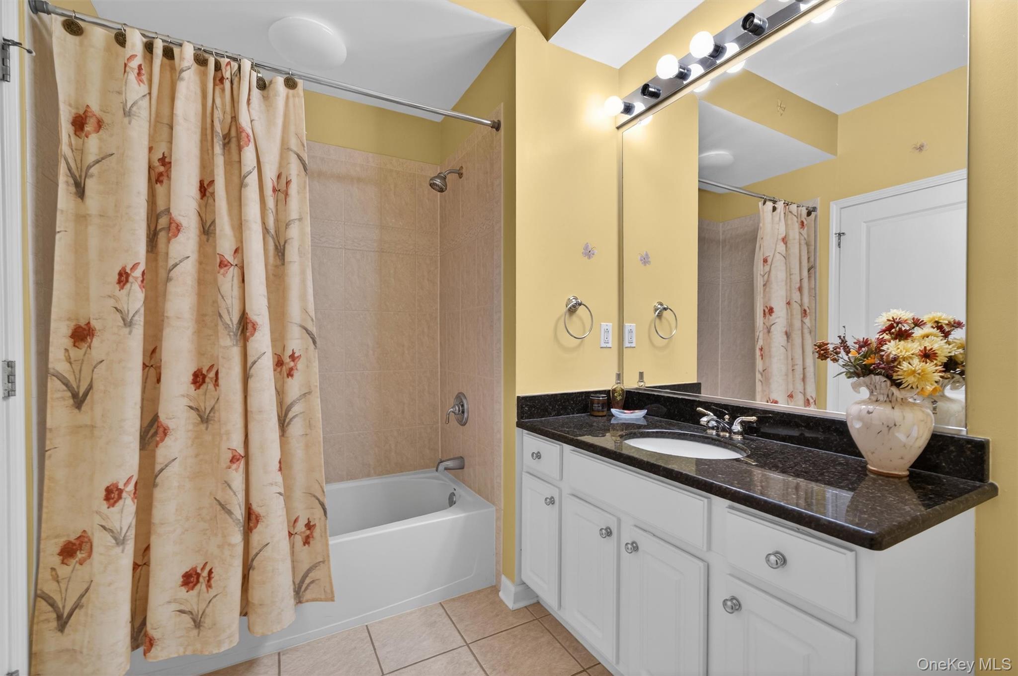 28 N De Baun Avenue Unit: 304 thumbnail 28