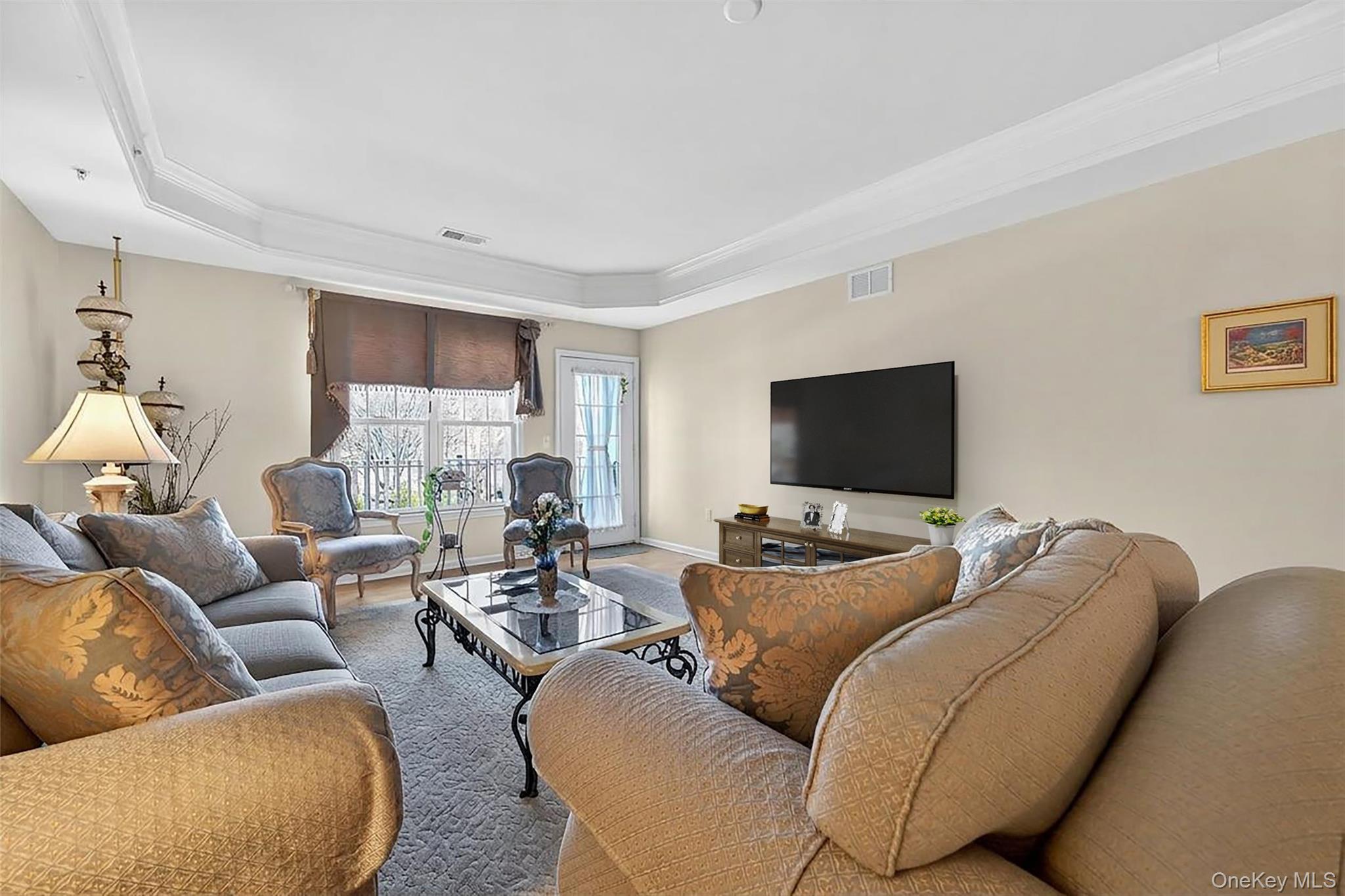28 N De Baun Avenue Unit: 304 thumbnail 5