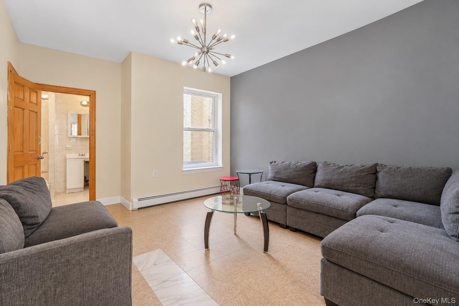 309 Bedford Park Boulevard thumbnail 13