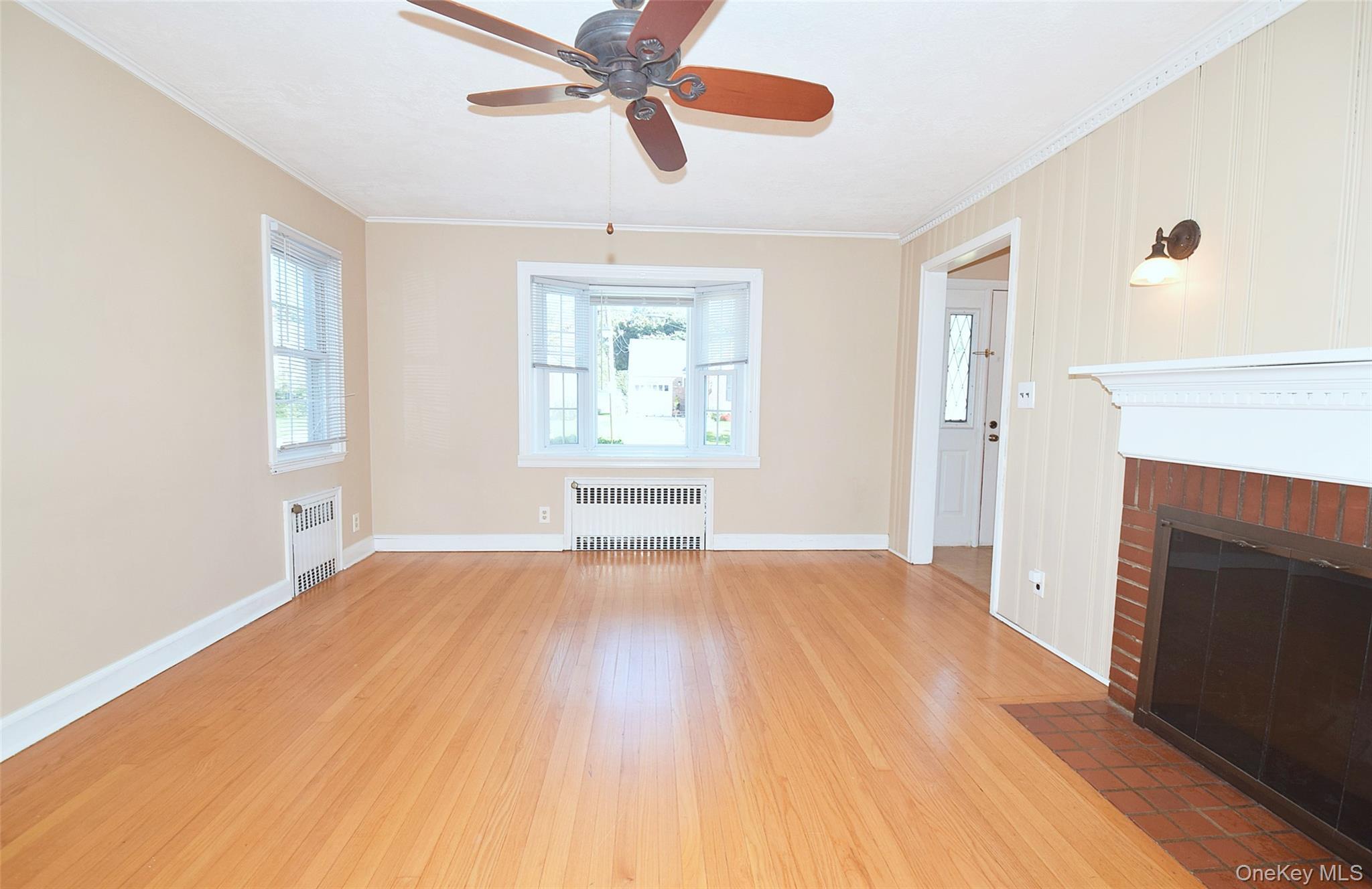 95 Krug Place thumbnail 4