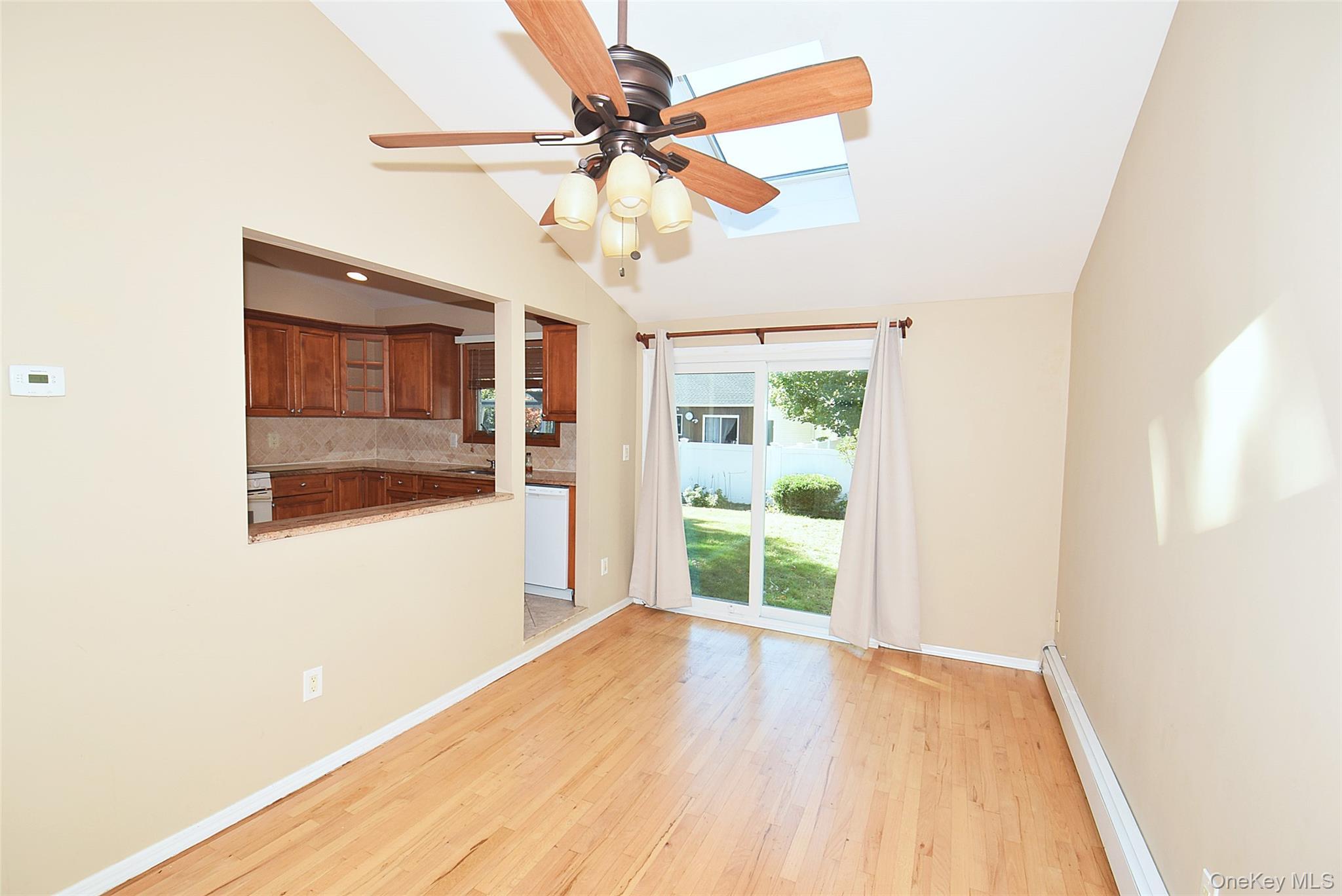 95 Krug Place thumbnail 13