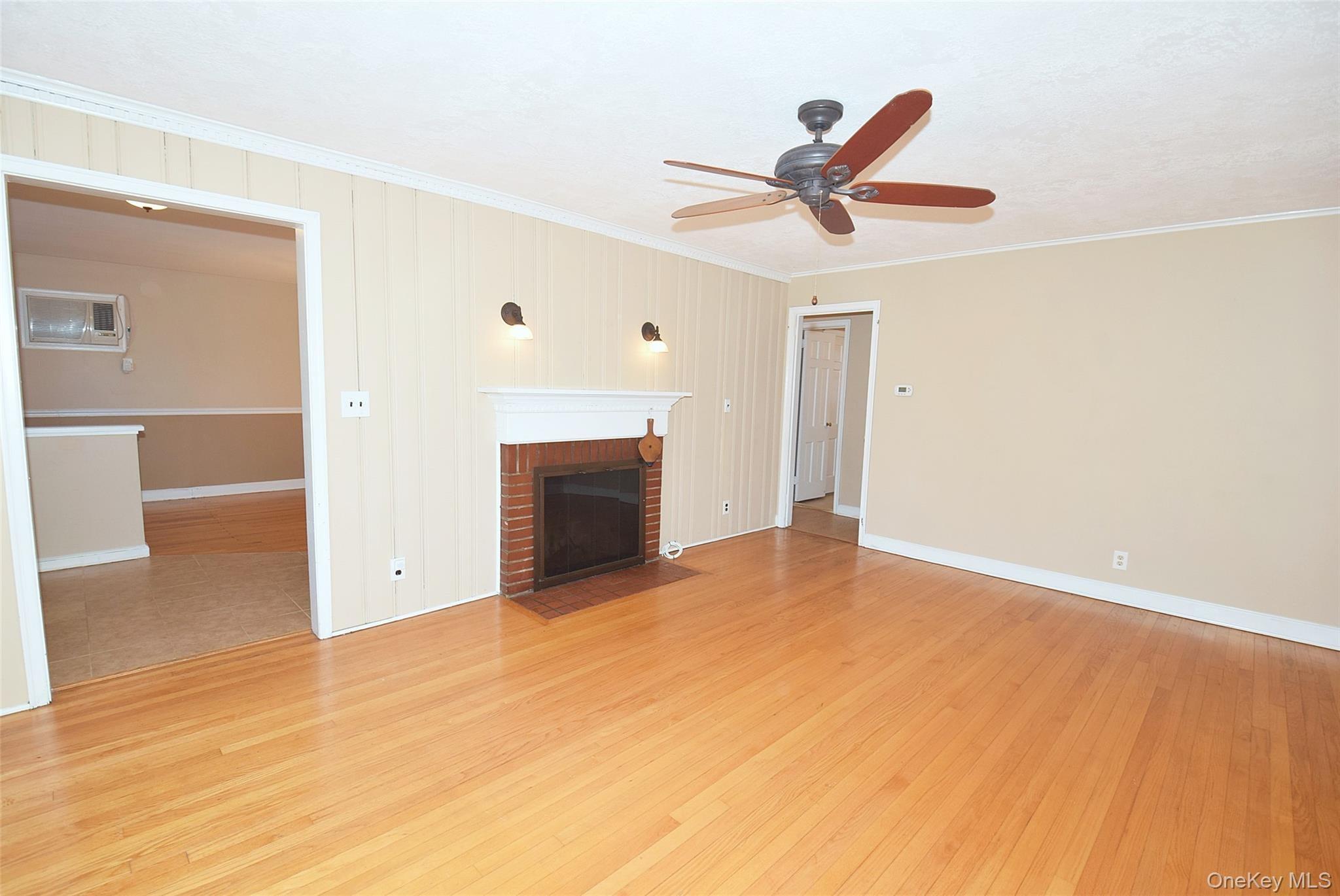 95 Krug Place thumbnail 5