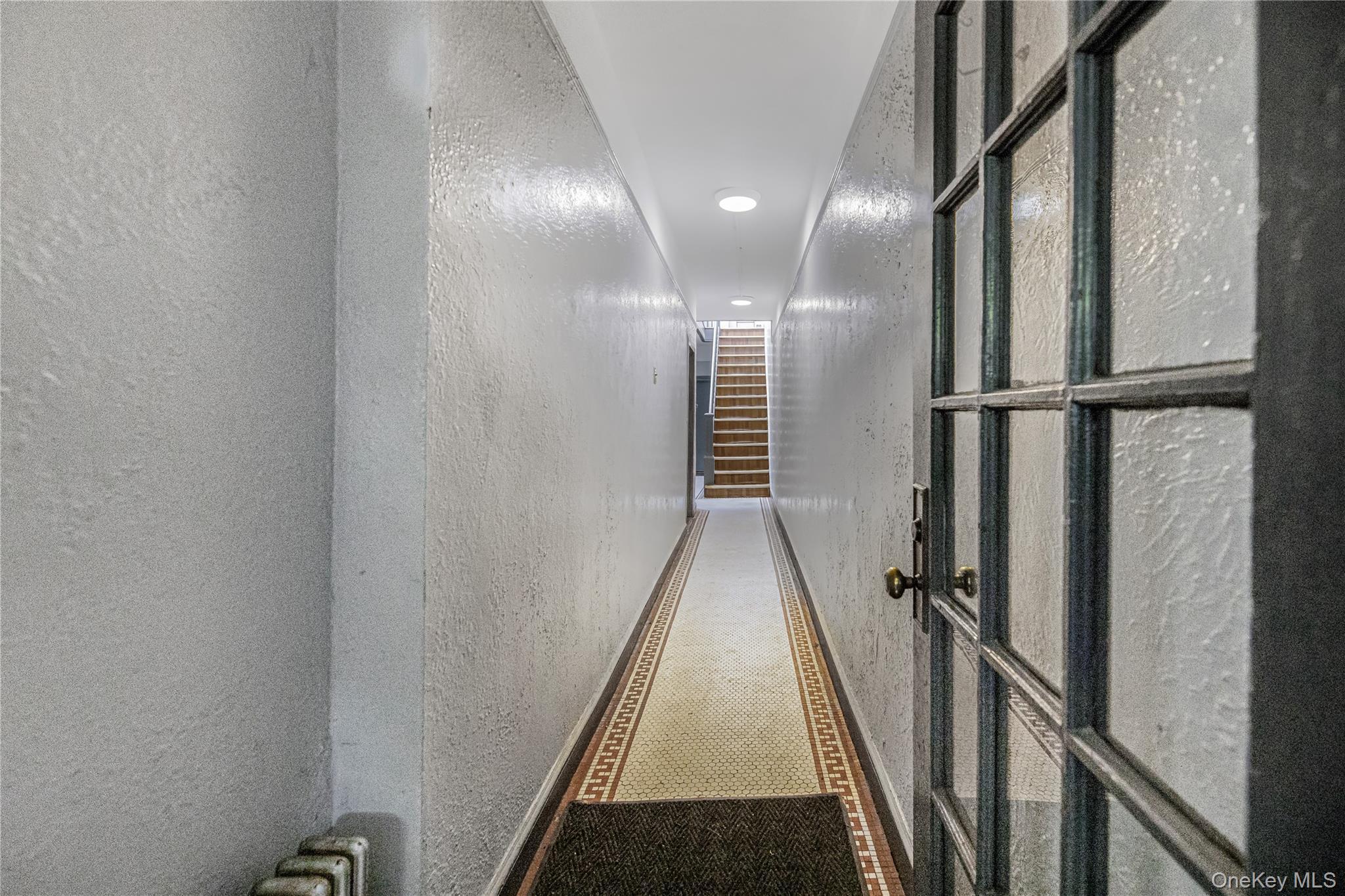 721 E 242nd Street thumbnail 4