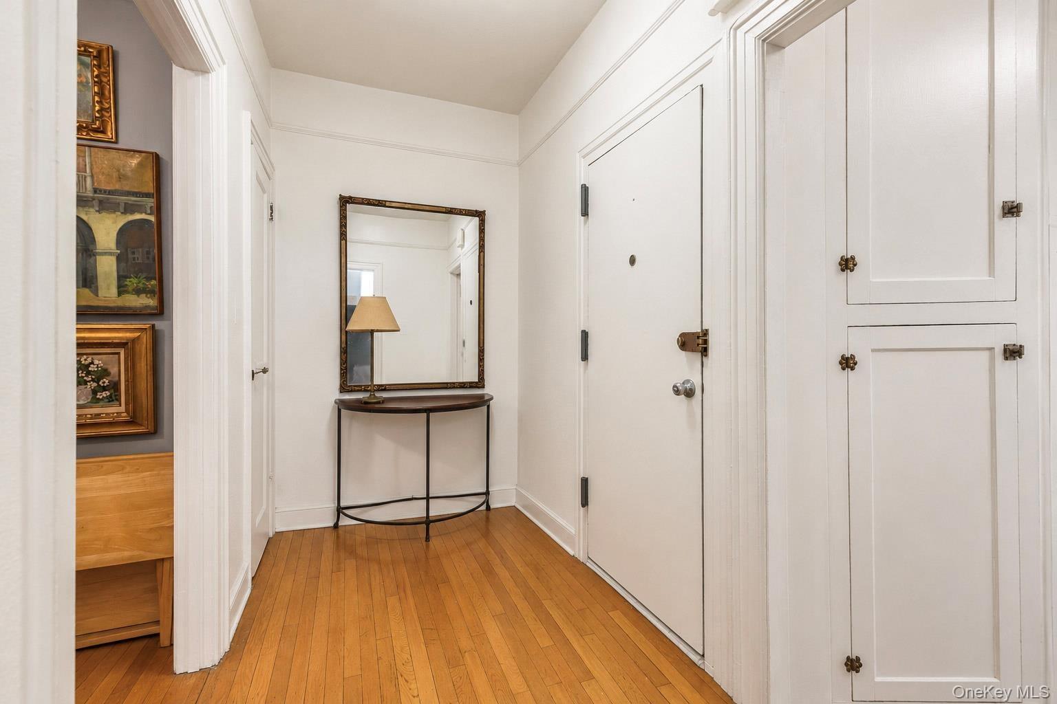 721 E 242nd Street thumbnail 21