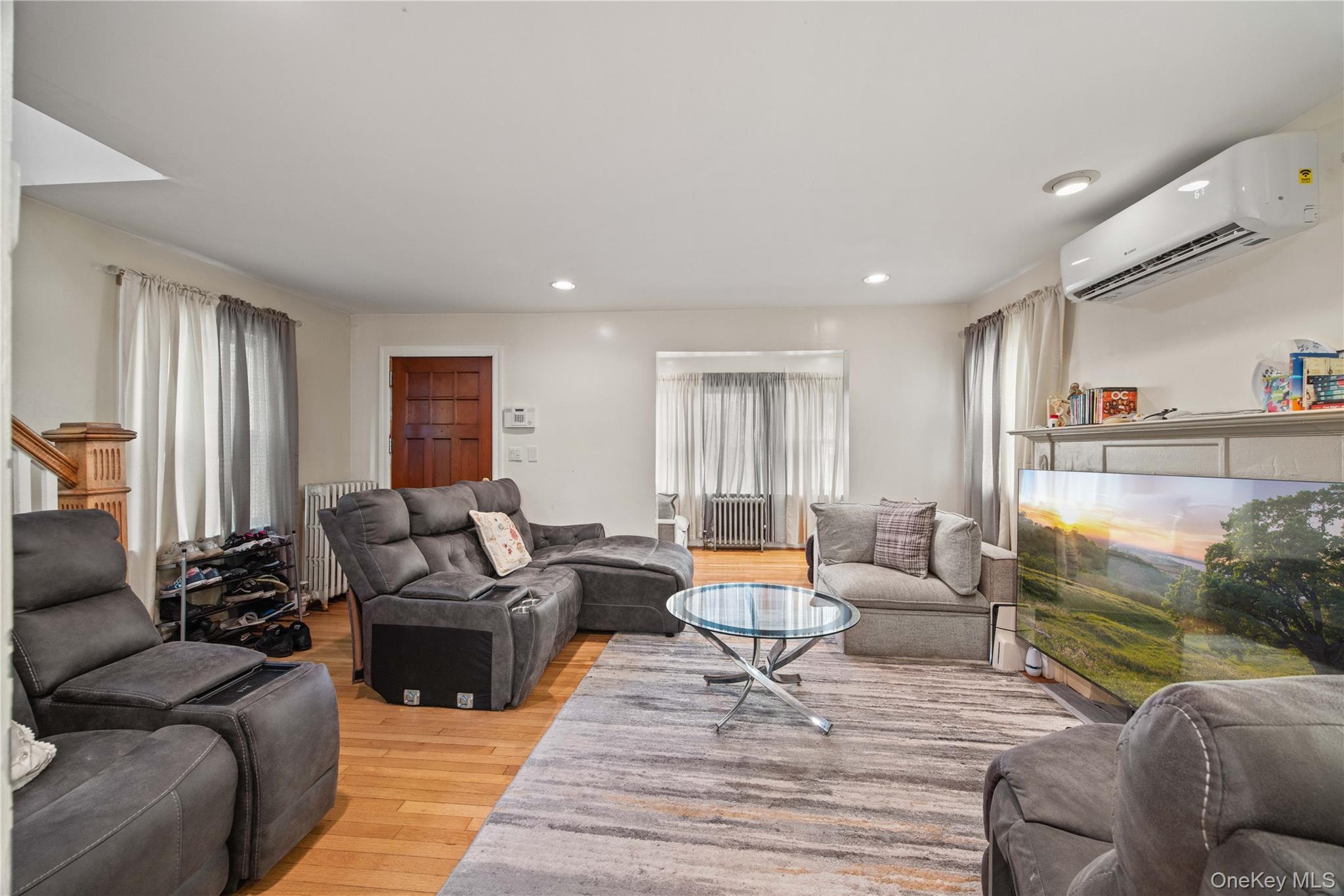 432 Bedford Avenue thumbnail 4