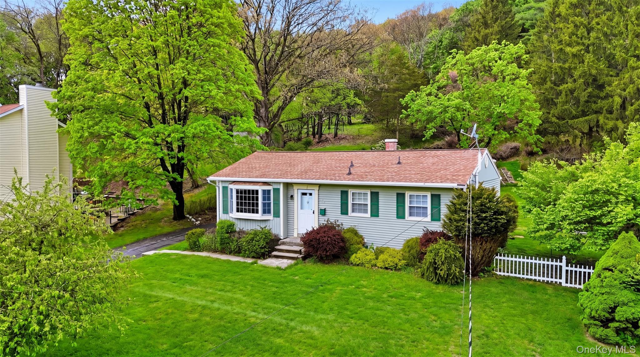 39 Woodside Drive, Warwick