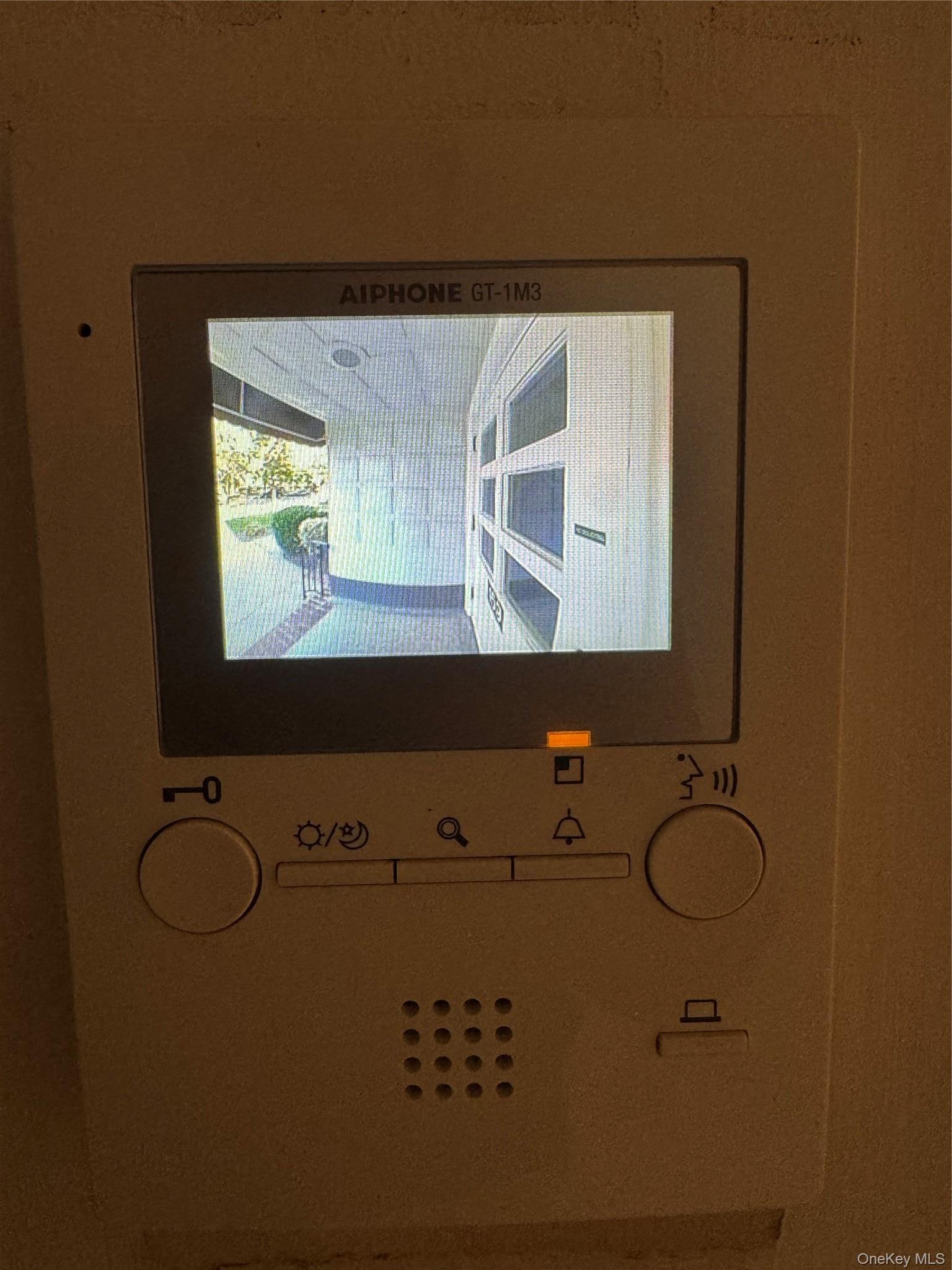 159 Smith ST Unit: G8 thumbnail 17