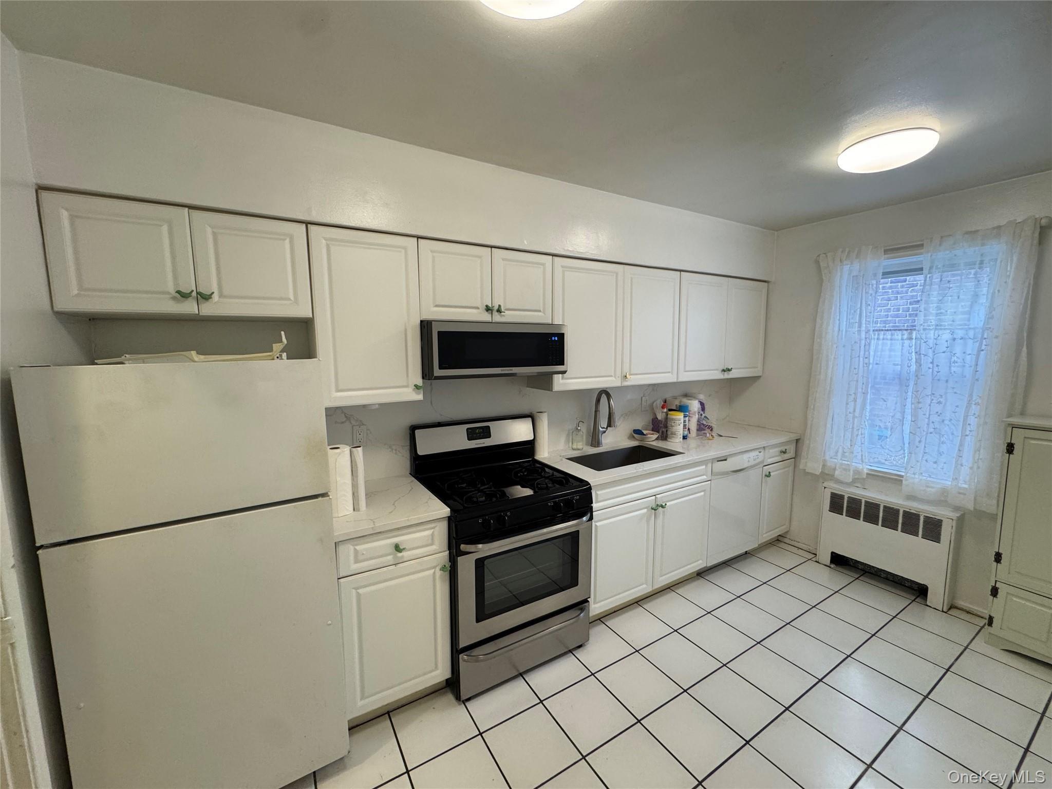 159 Smith ST Unit: G8 thumbnail 7