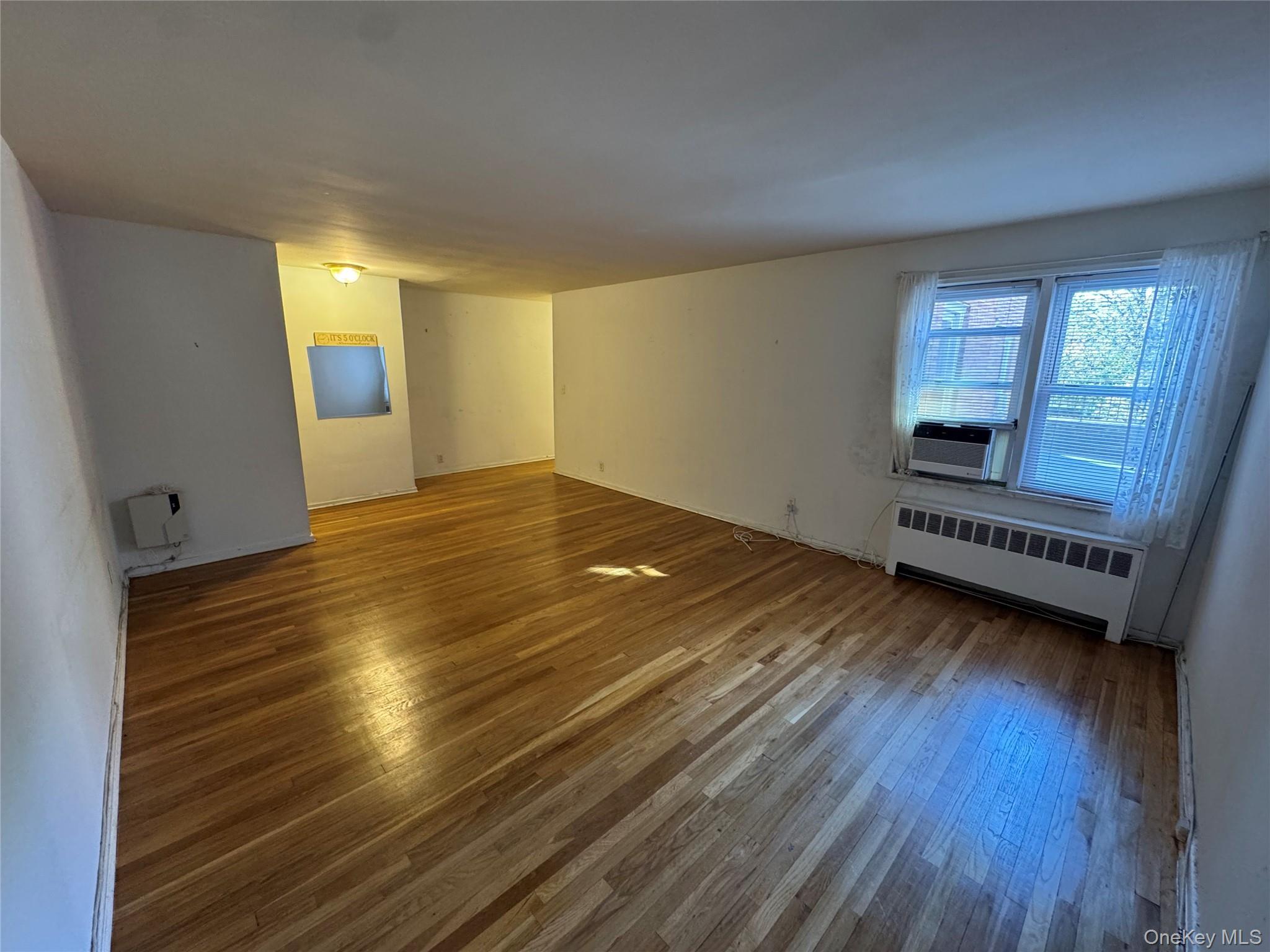 159 Smith ST Unit: G8 thumbnail 5