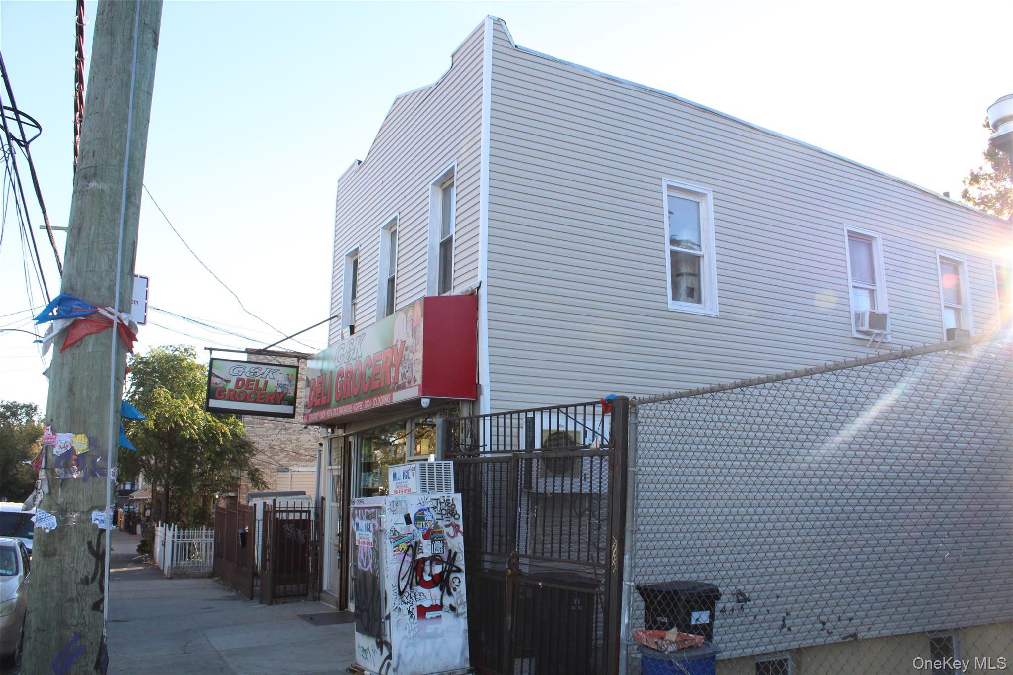 1541 Rosedale Avenue thumbnail 3