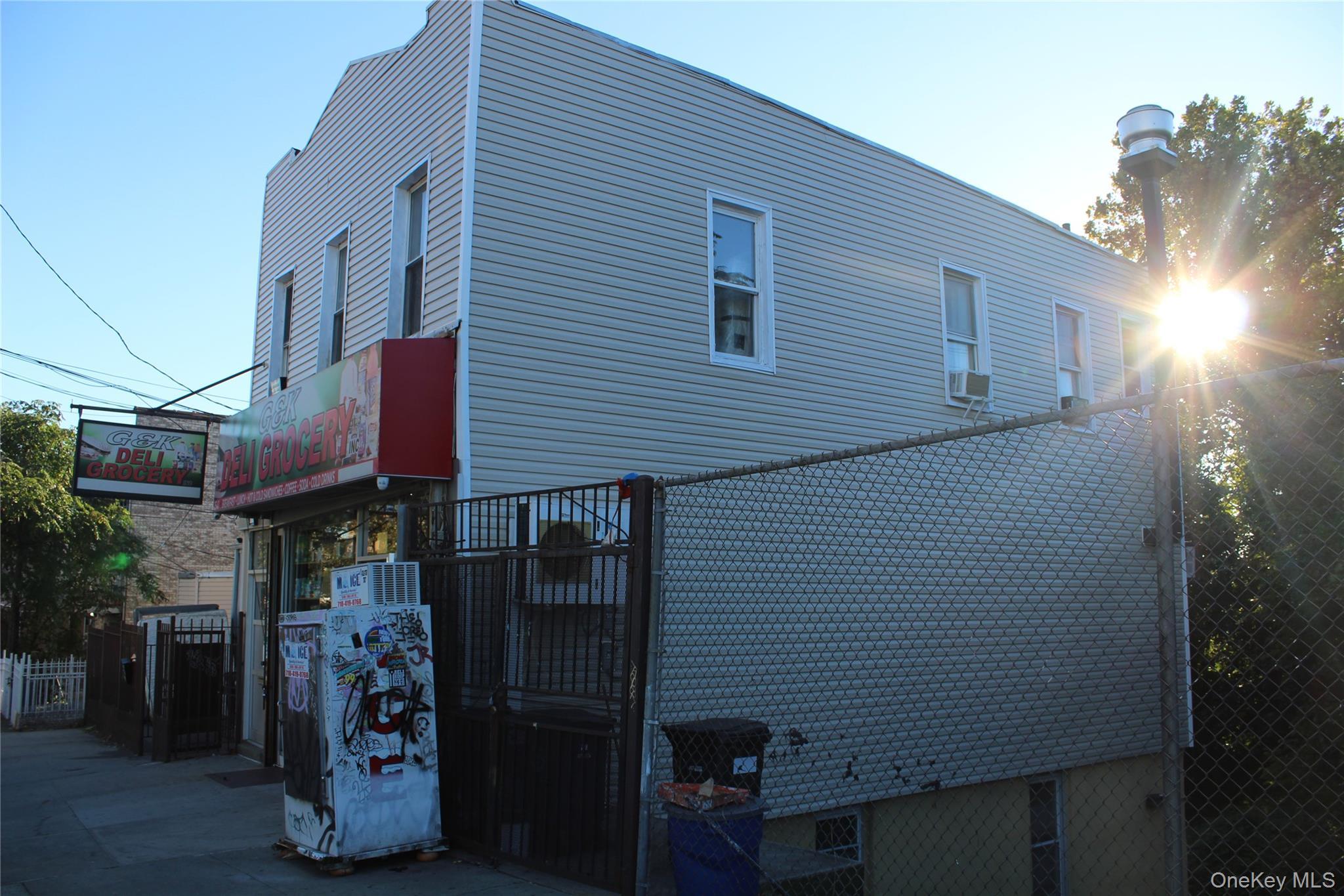1541 Rosedale Avenue thumbnail 4