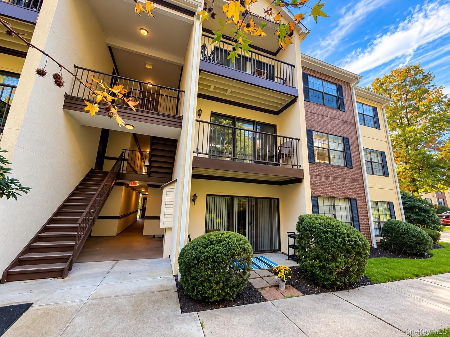 41 Huntington Circle Unit: 41 thumbnail 2