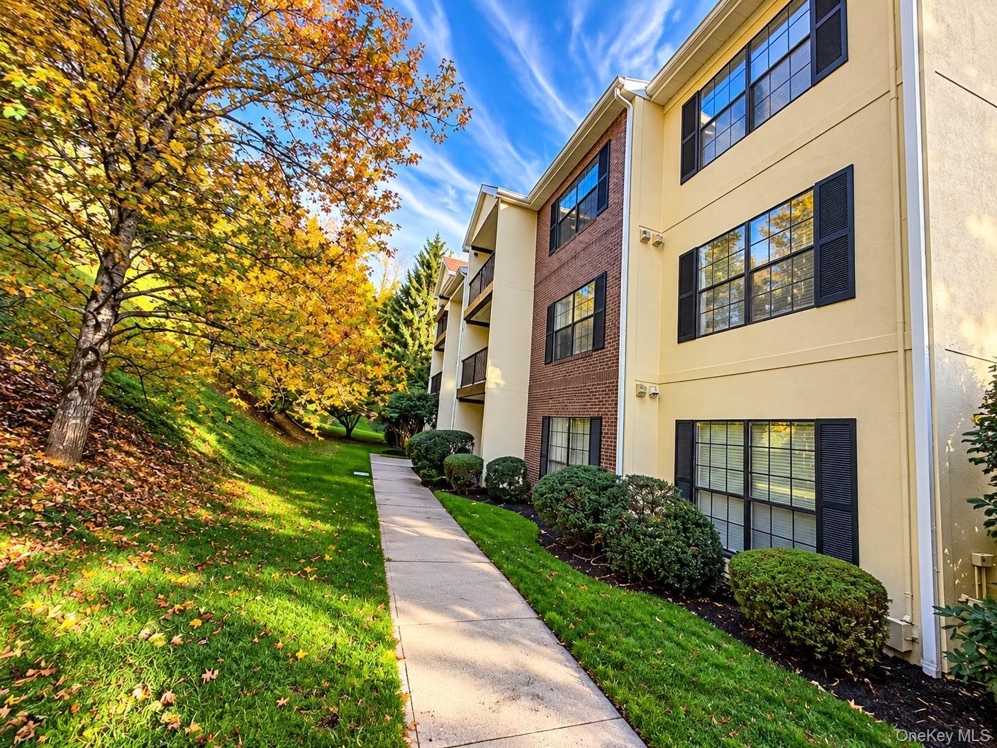 41 Huntington Circle Unit: 41 thumbnail 3