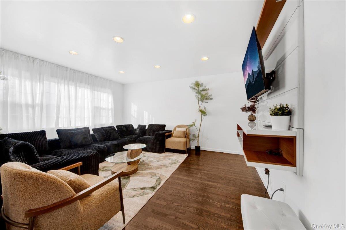 94 Washington Avenue thumbnail 14