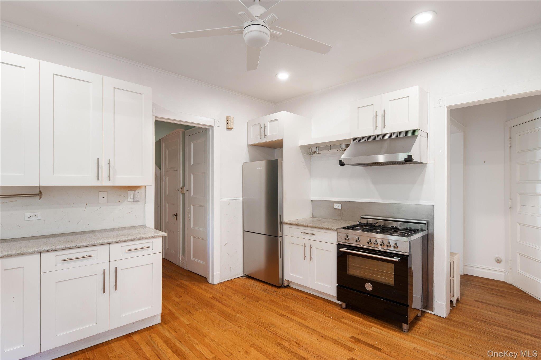 257 and 253 Park Hill Avenue thumbnail 14