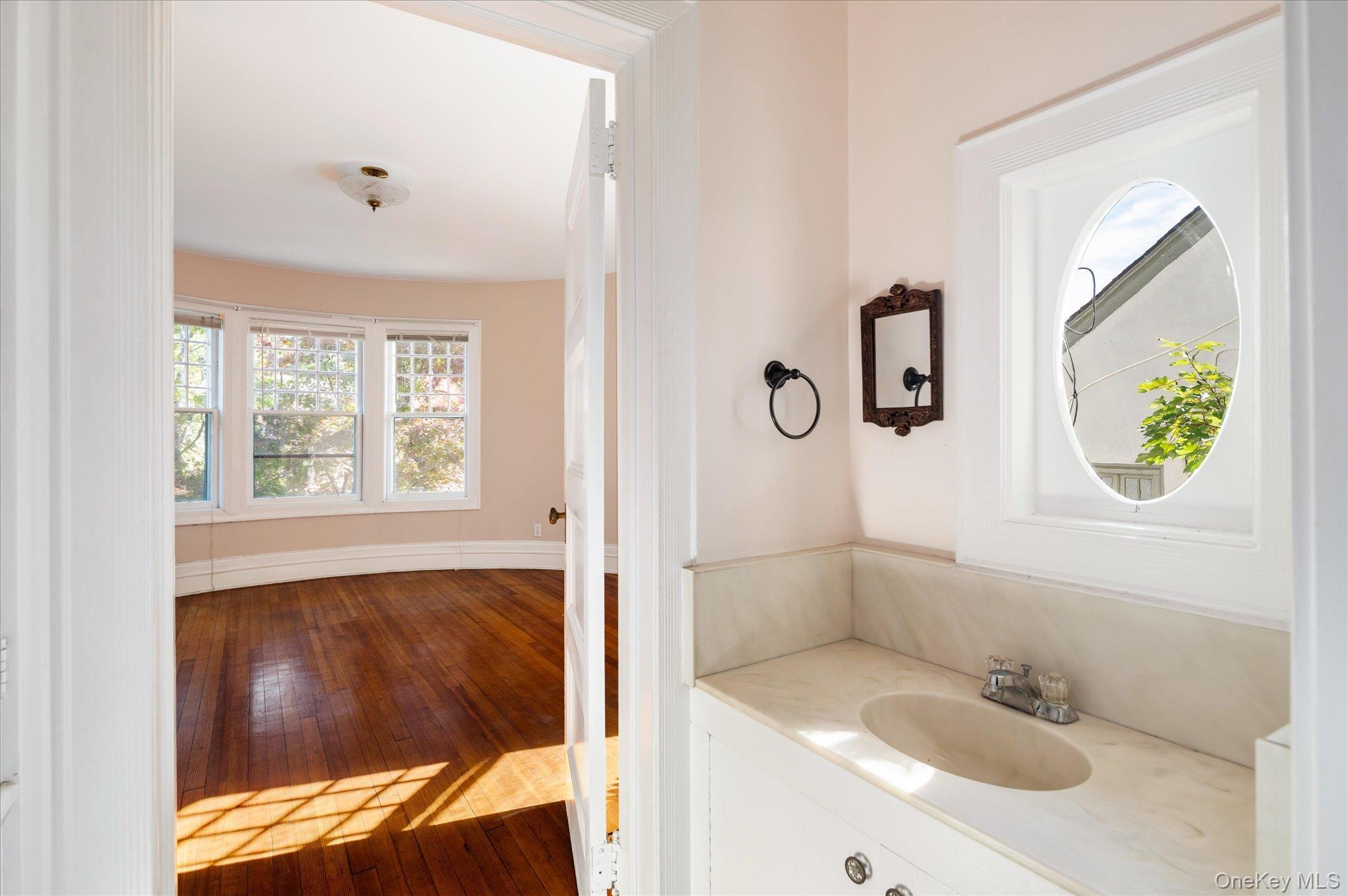257 and 253 Park Hill Avenue thumbnail 20