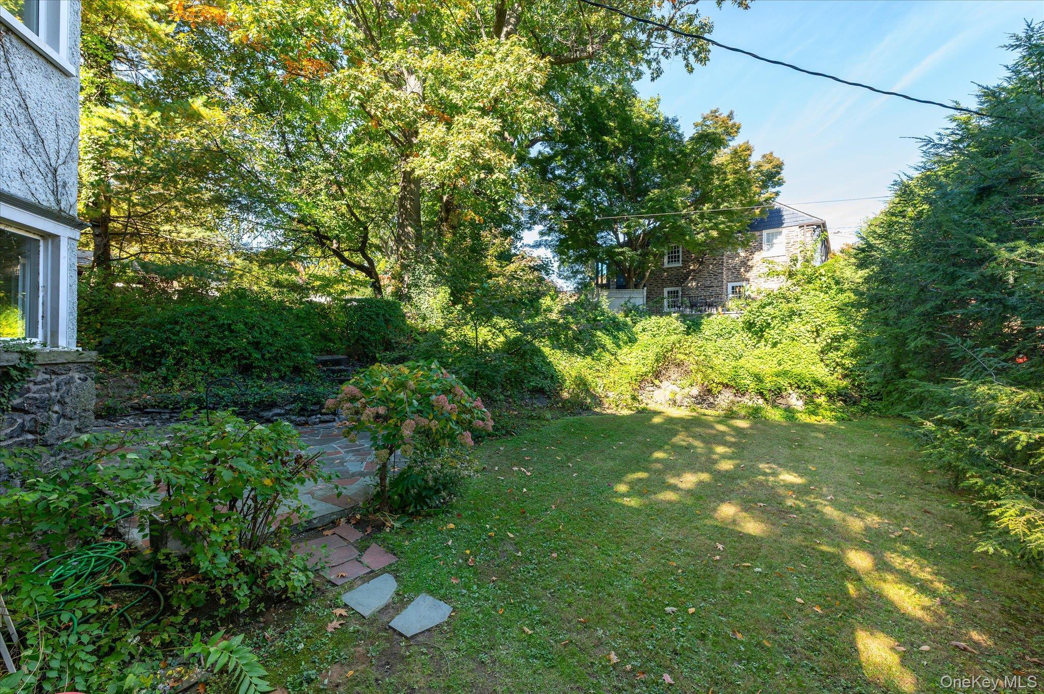 257 and 253 Park Hill Avenue thumbnail 27