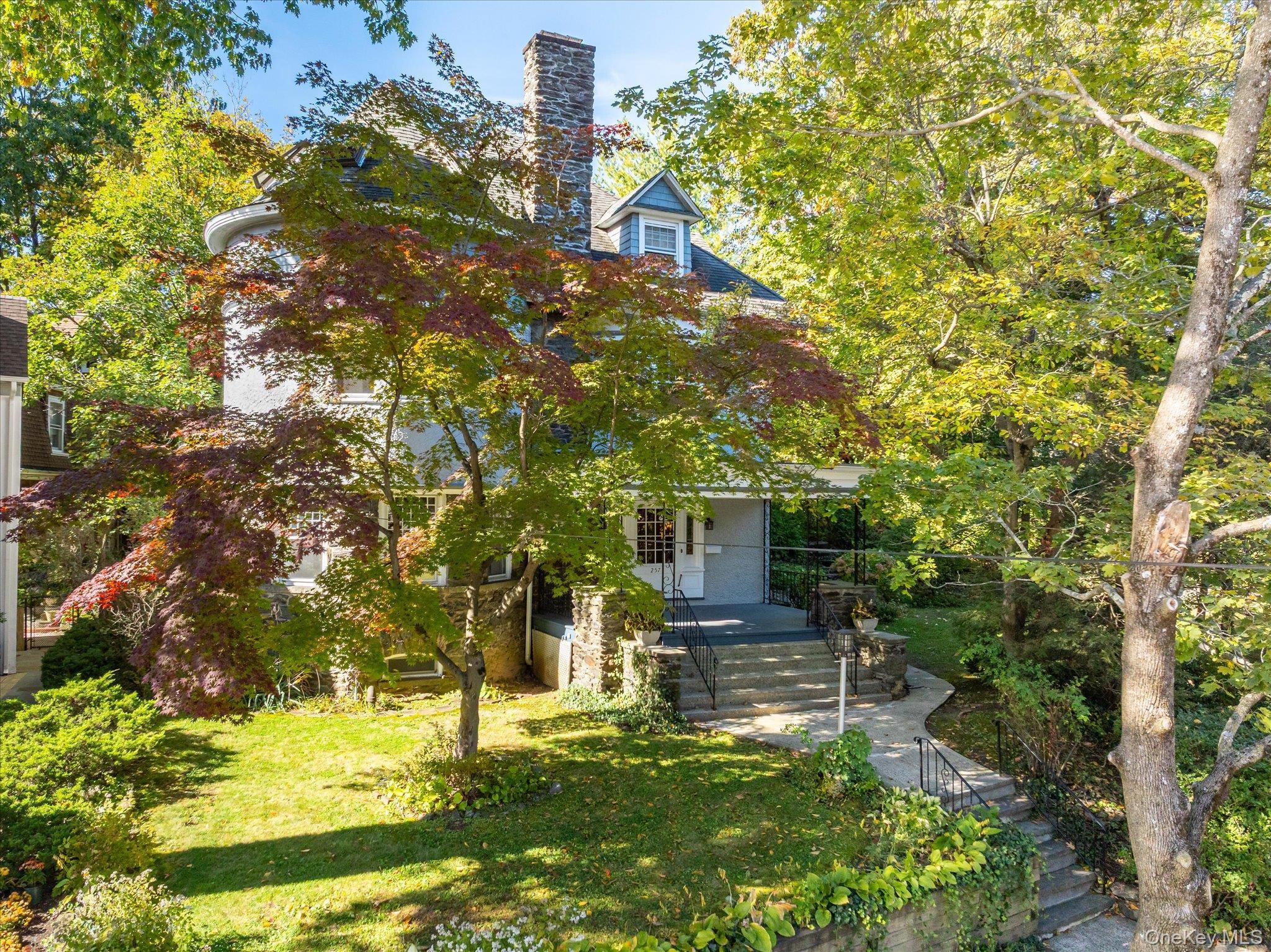 257 and 253 Park Hill Avenue thumbnail 2