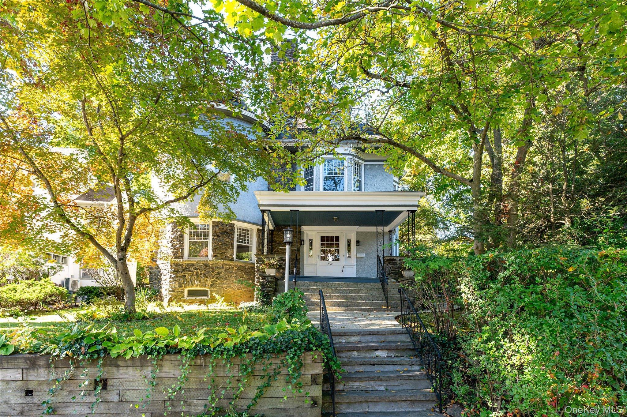 257 and 253 Park Hill Avenue thumbnail 5
