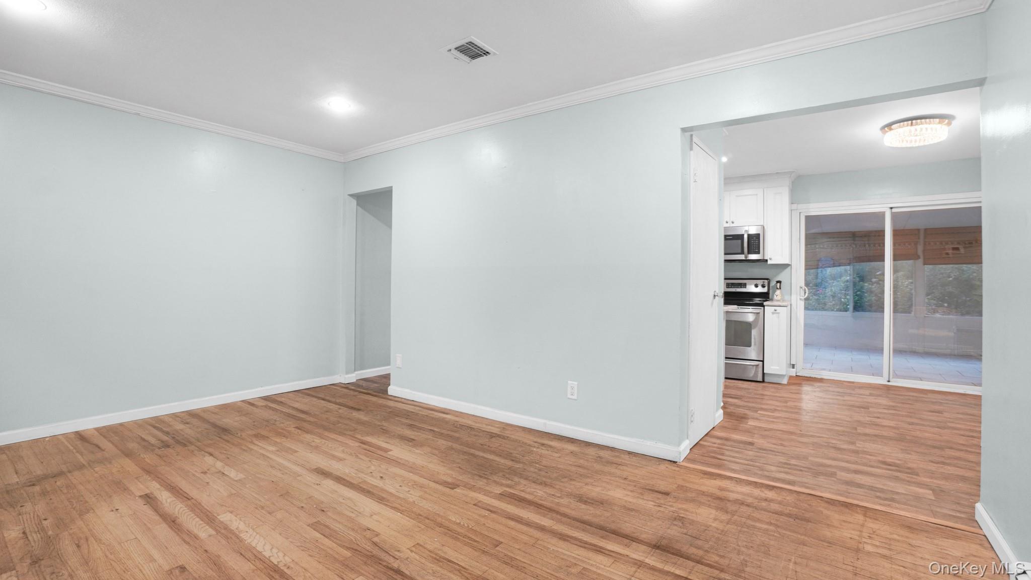 1596 E Forks Road thumbnail 5