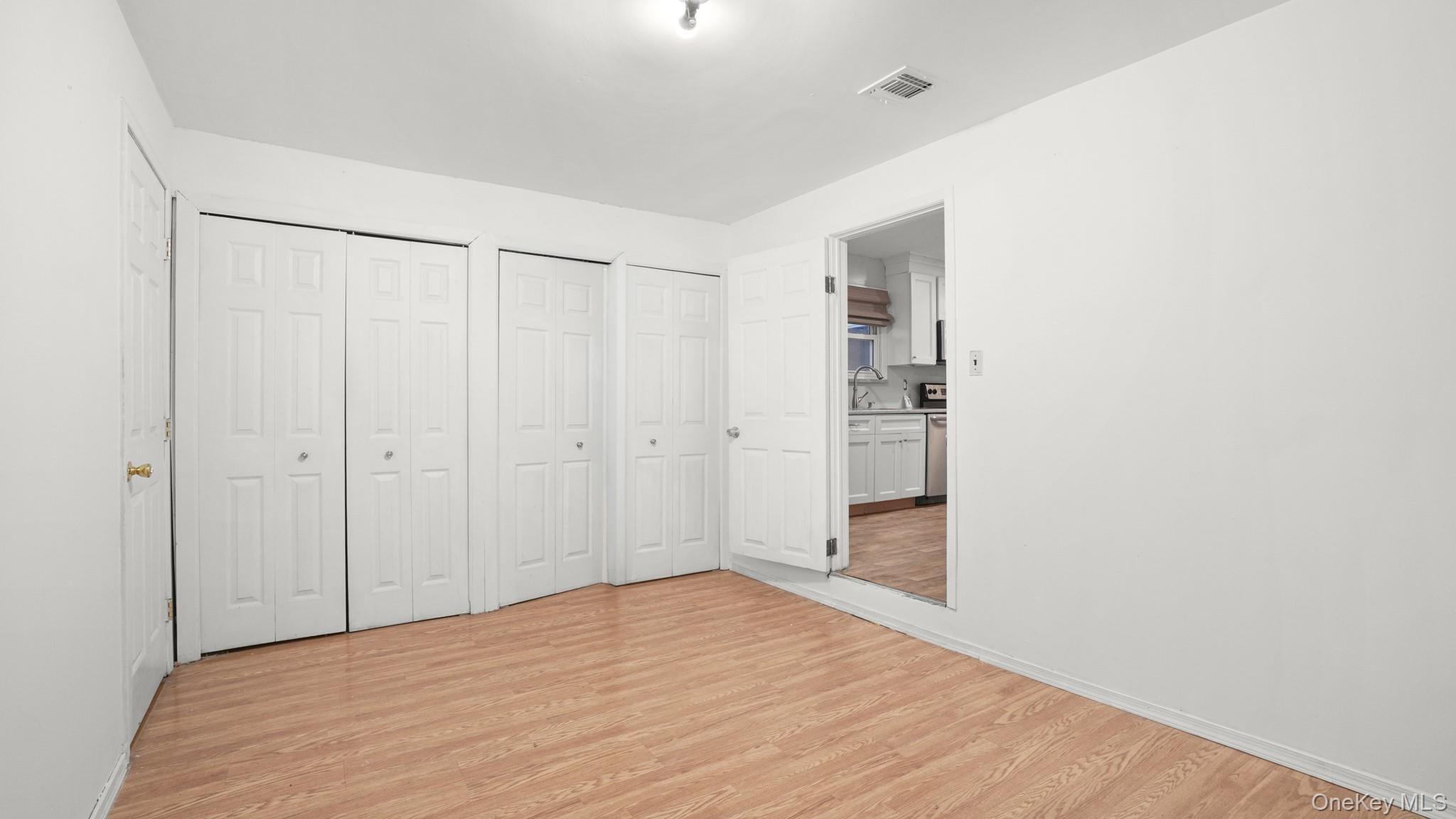1596 E Forks Road thumbnail 8