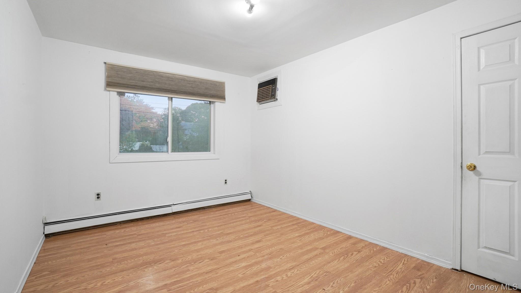 1596 E Forks Road thumbnail 6