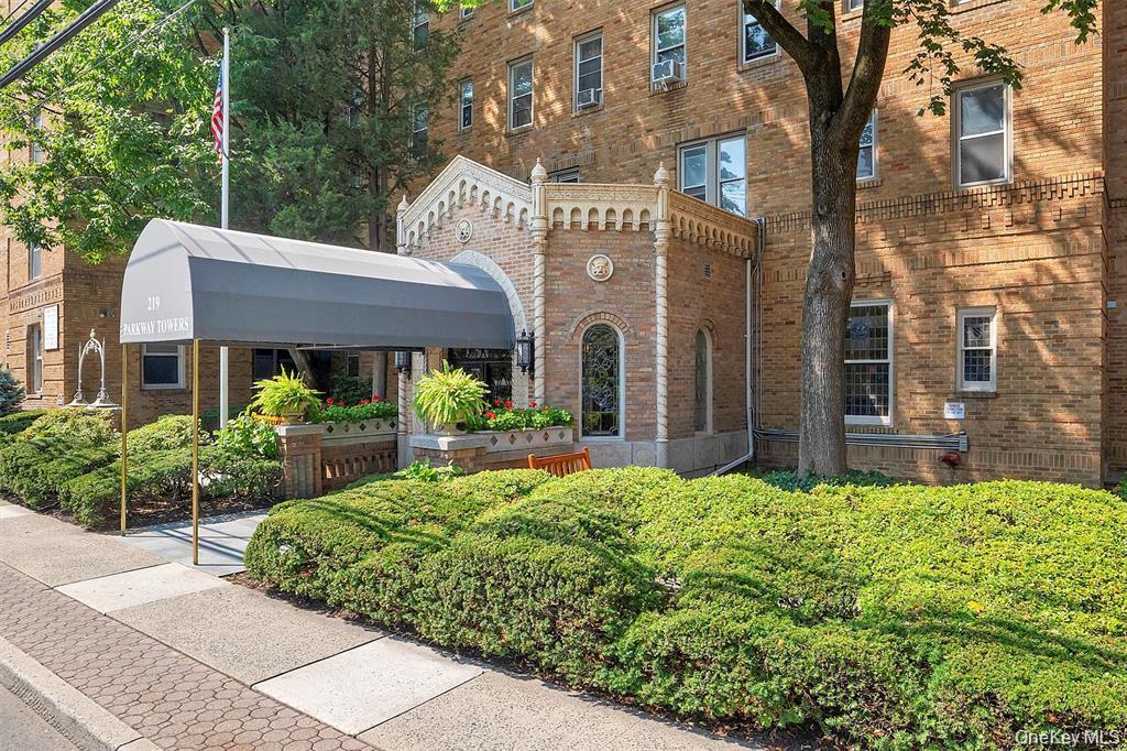 219 Bronx River Road Unit: 5A thumbnail 2