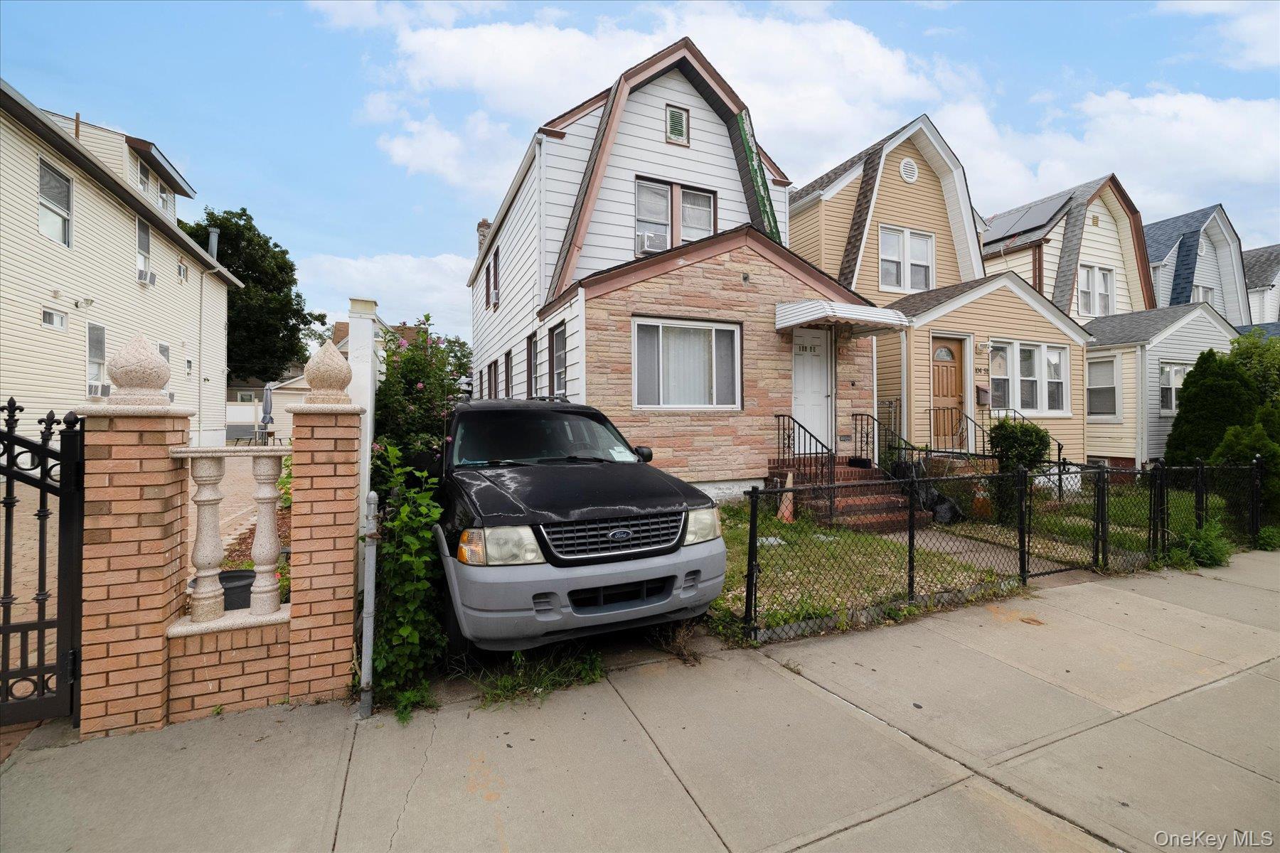 104-49 124th Street, Richmond Hill S.