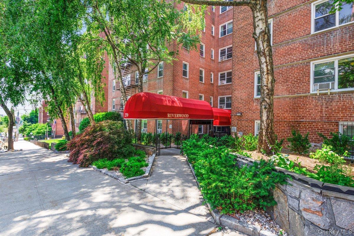 279 N Broadway Unit: 7A, Yonkers