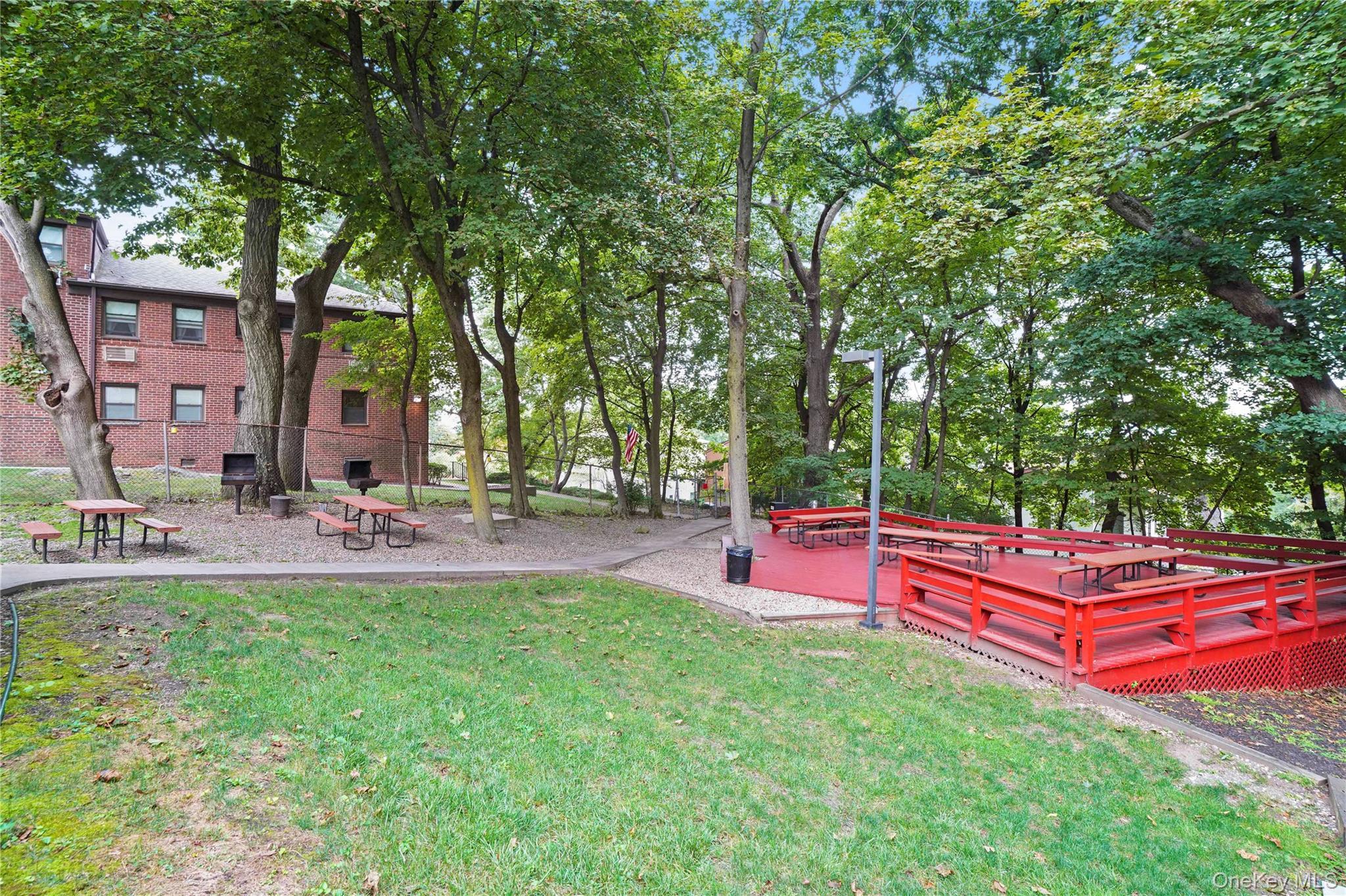 125 Beacon Hill Drive Unit: F-10 thumbnail 27