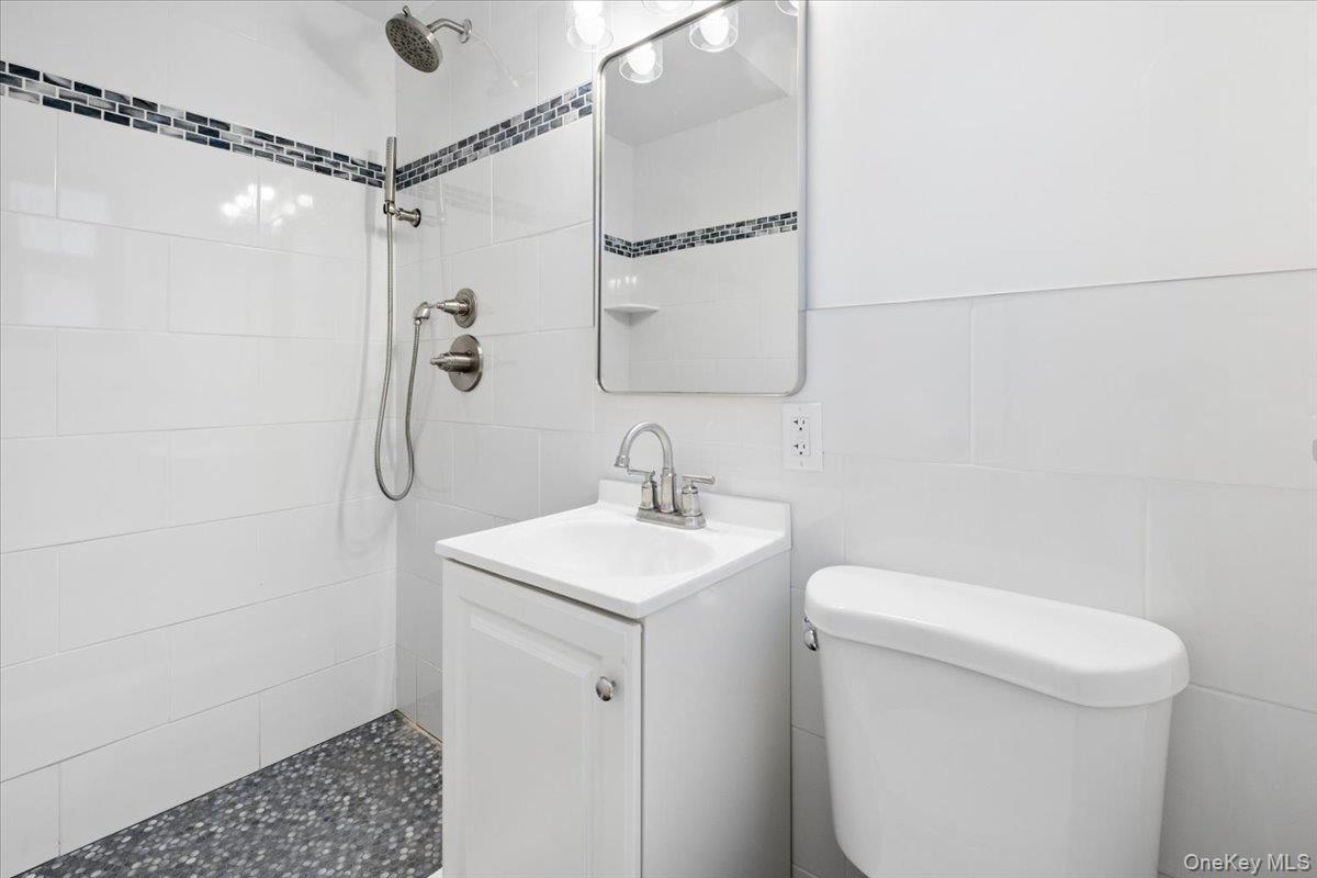 125 Beacon Hill Drive Unit: F-10 thumbnail 14