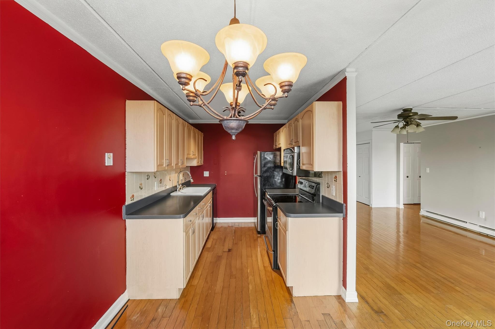 128 Colonial Parkway Unit: 4C thumbnail 14