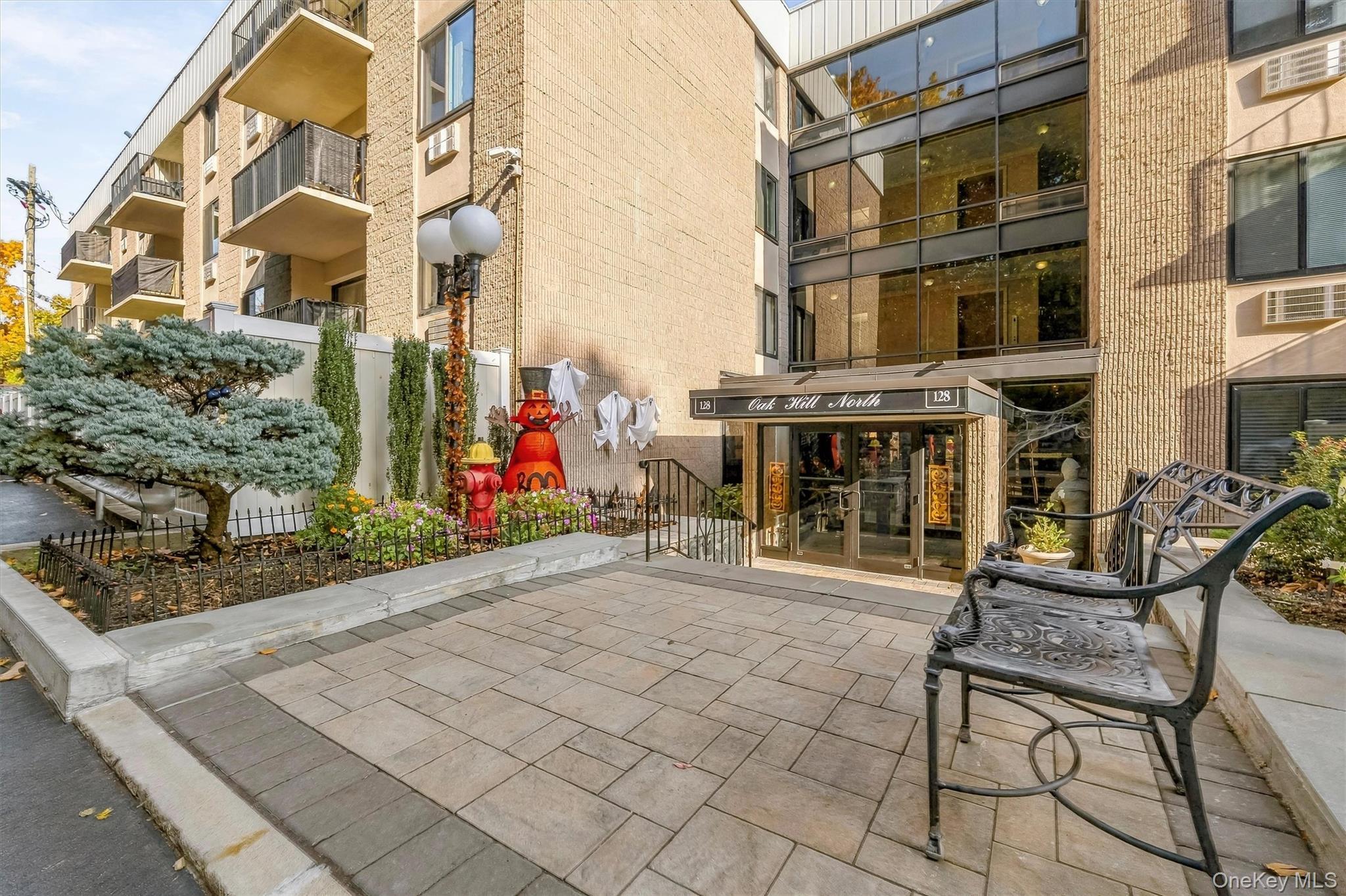 128 Colonial Parkway Unit: 4C, Yonkers