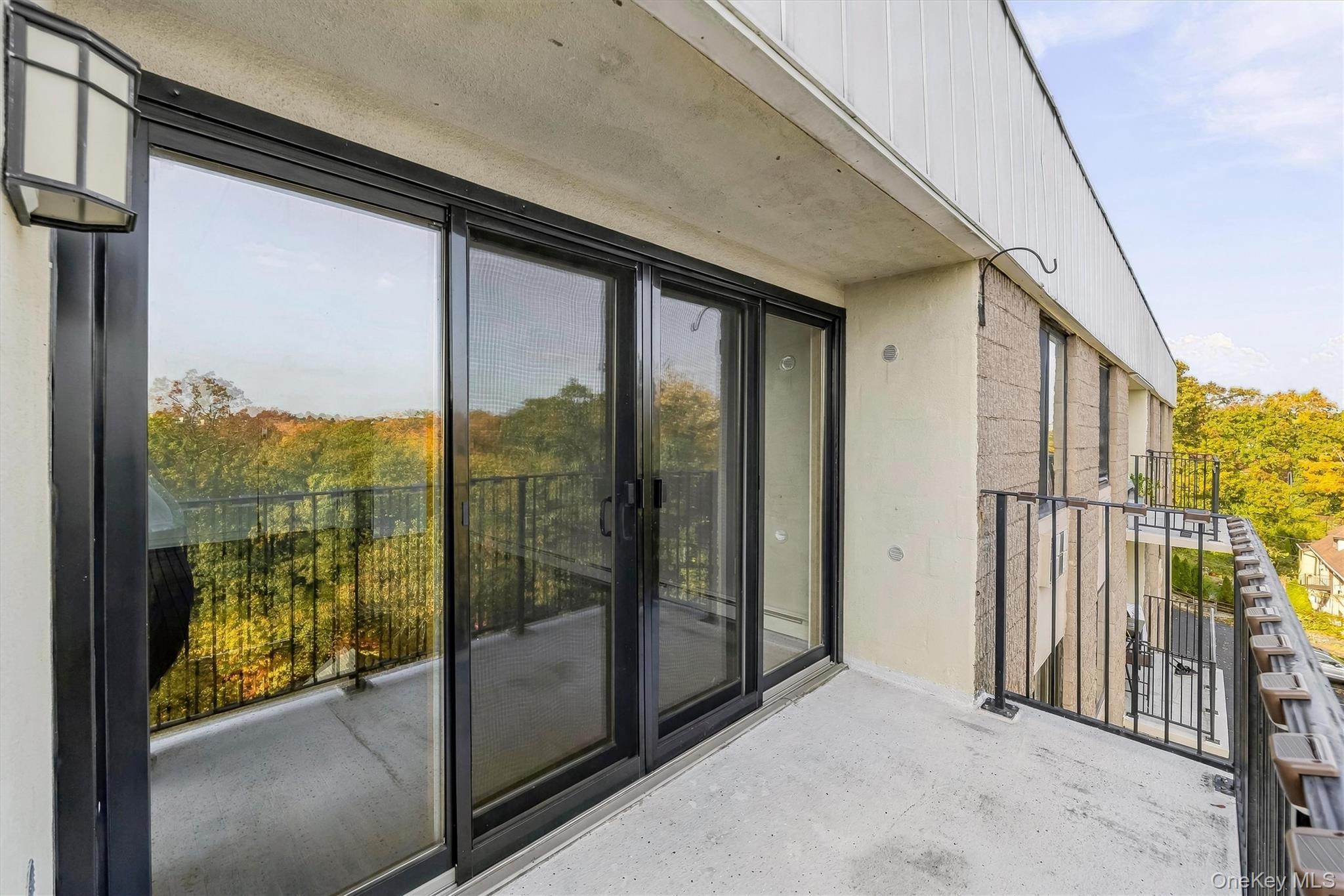 128 Colonial Parkway Unit: 4C thumbnail 31