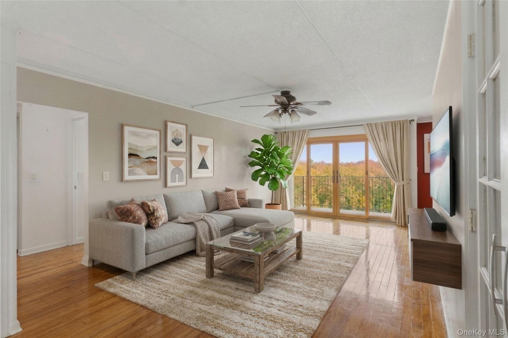 128 Colonial Parkway Unit: 4C thumbnail 3