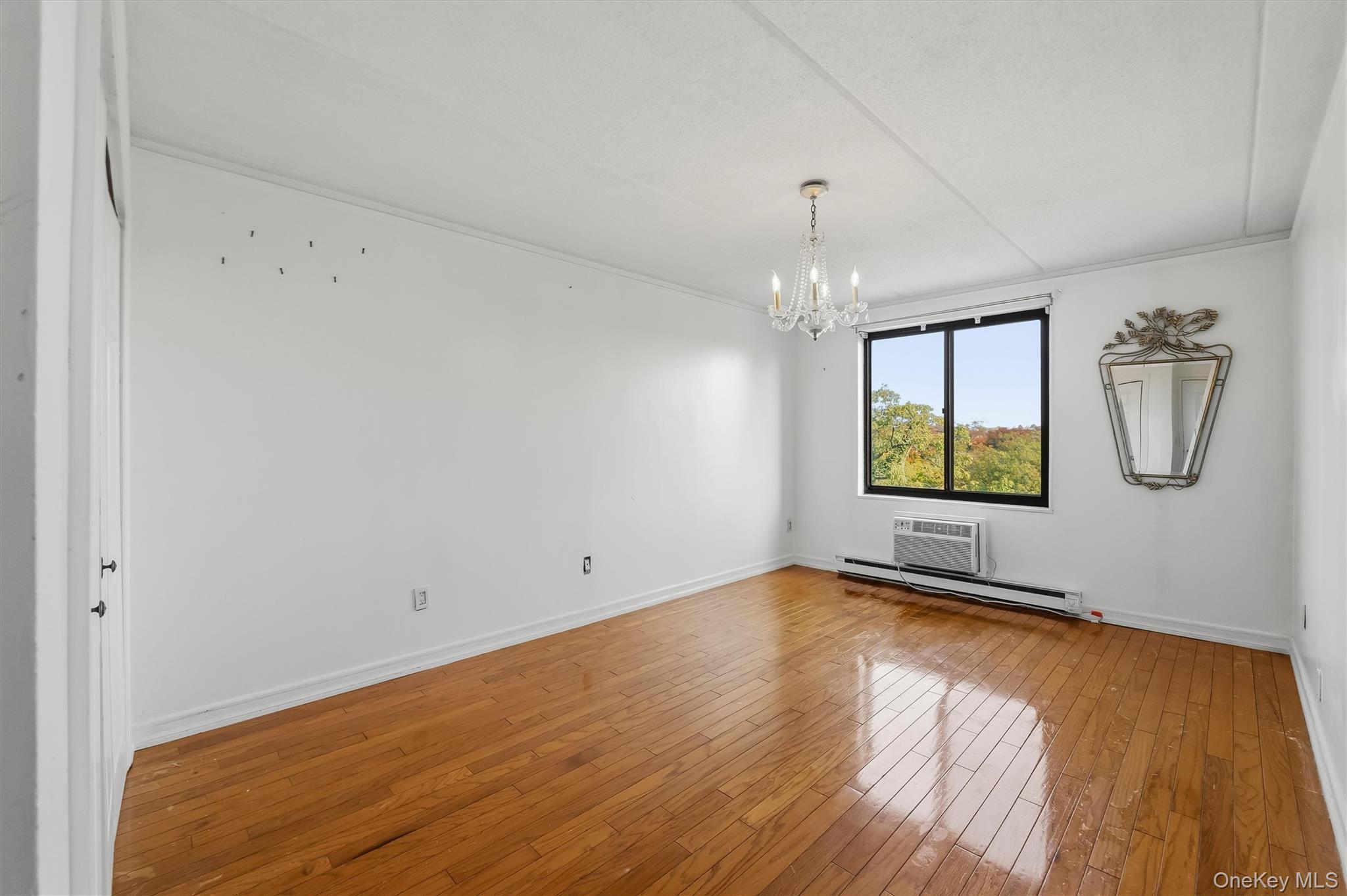 128 Colonial Parkway Unit: 4C thumbnail 25