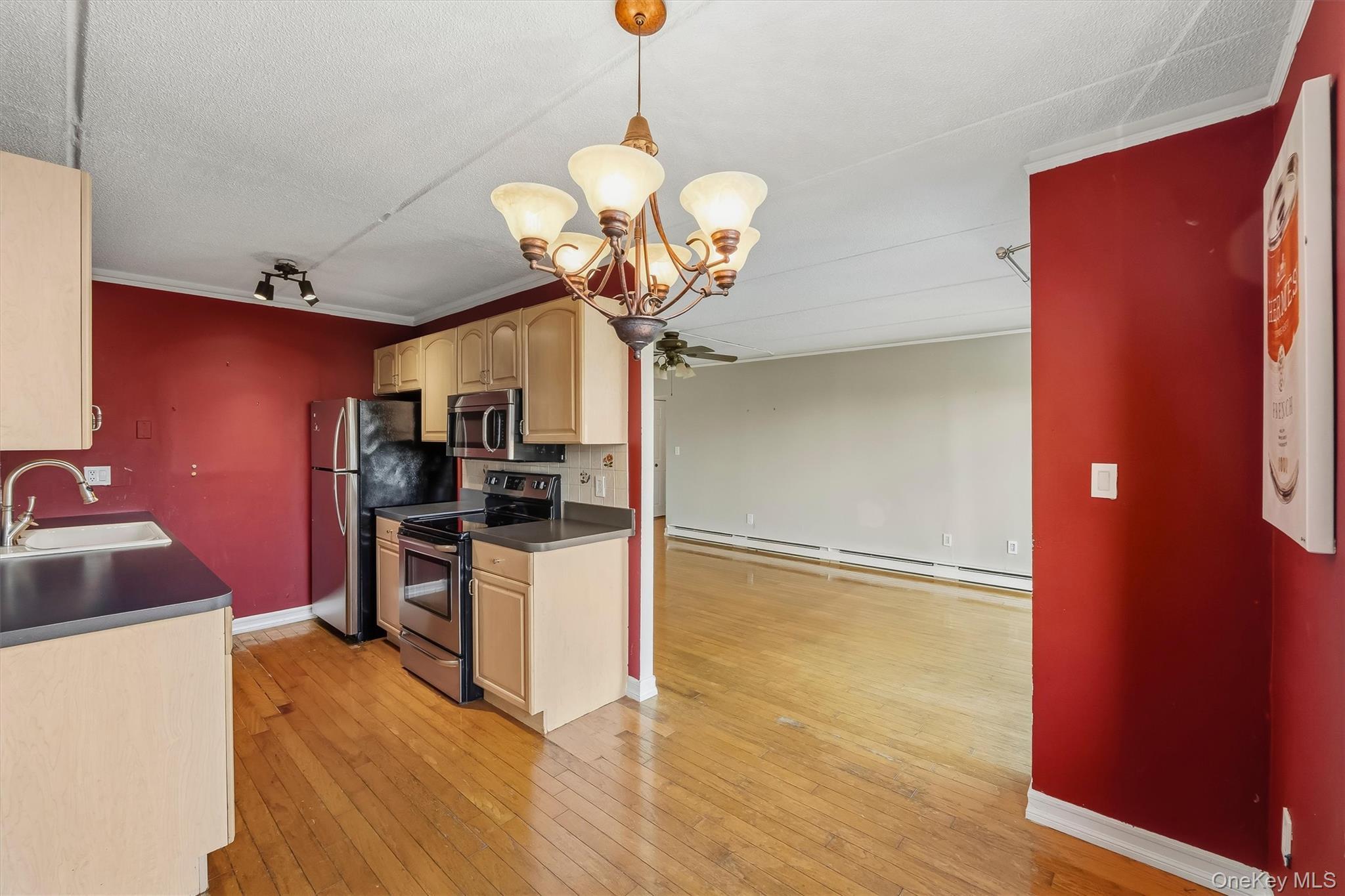 128 Colonial Parkway Unit: 4C thumbnail 16