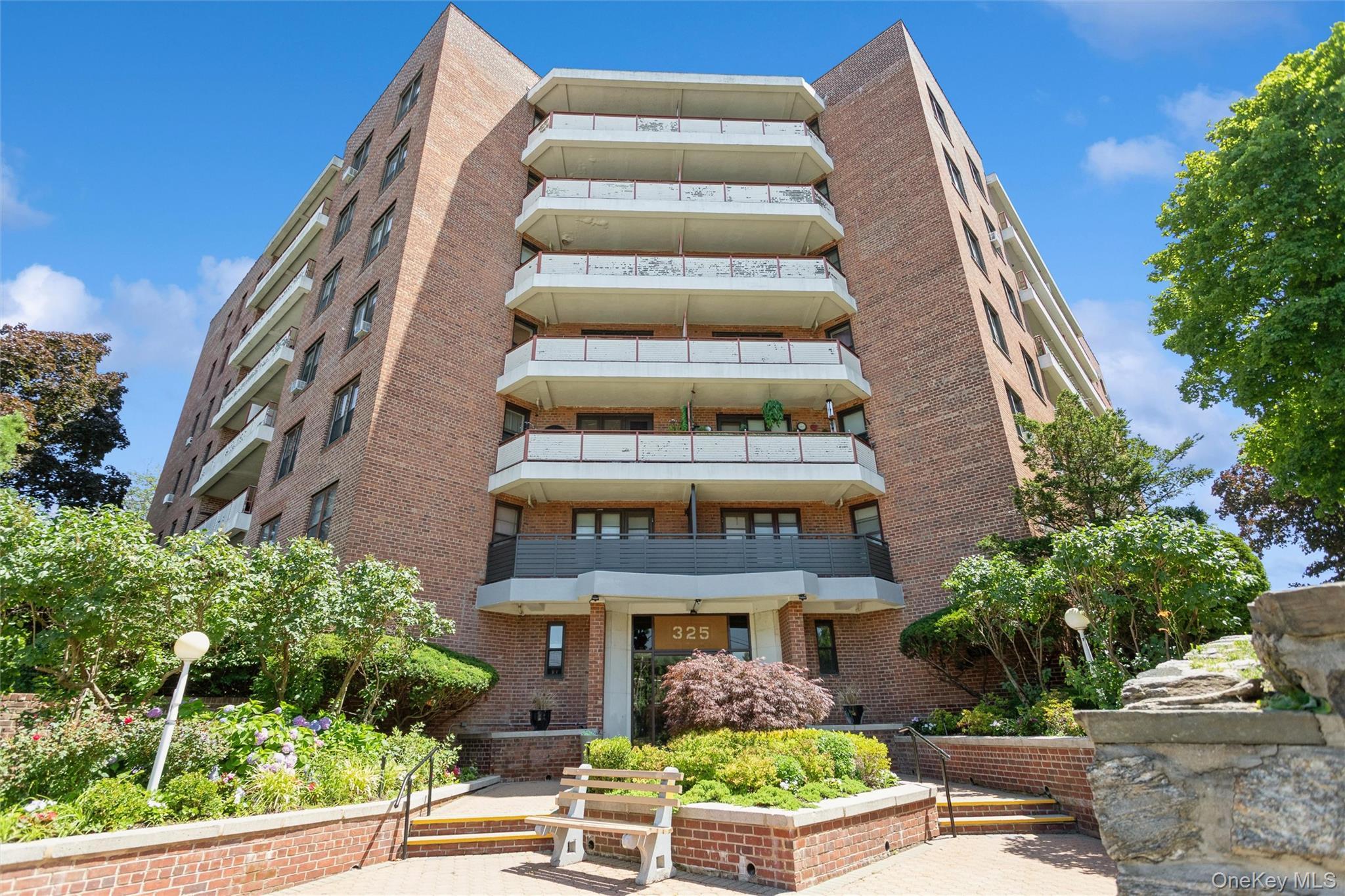 325 King Street Unit: 3I, Port Chester