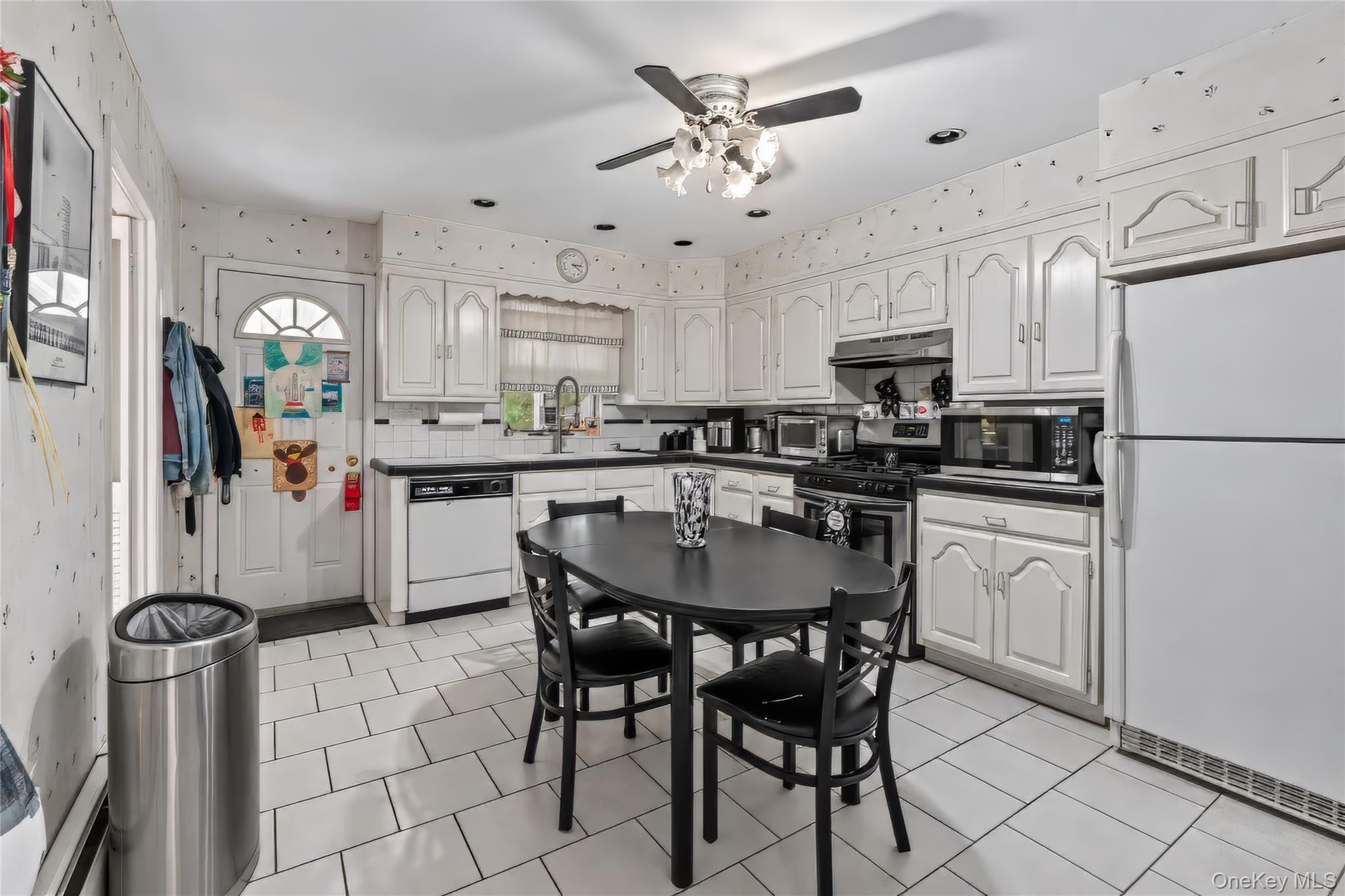 129 Sweetfield Circle thumbnail 8