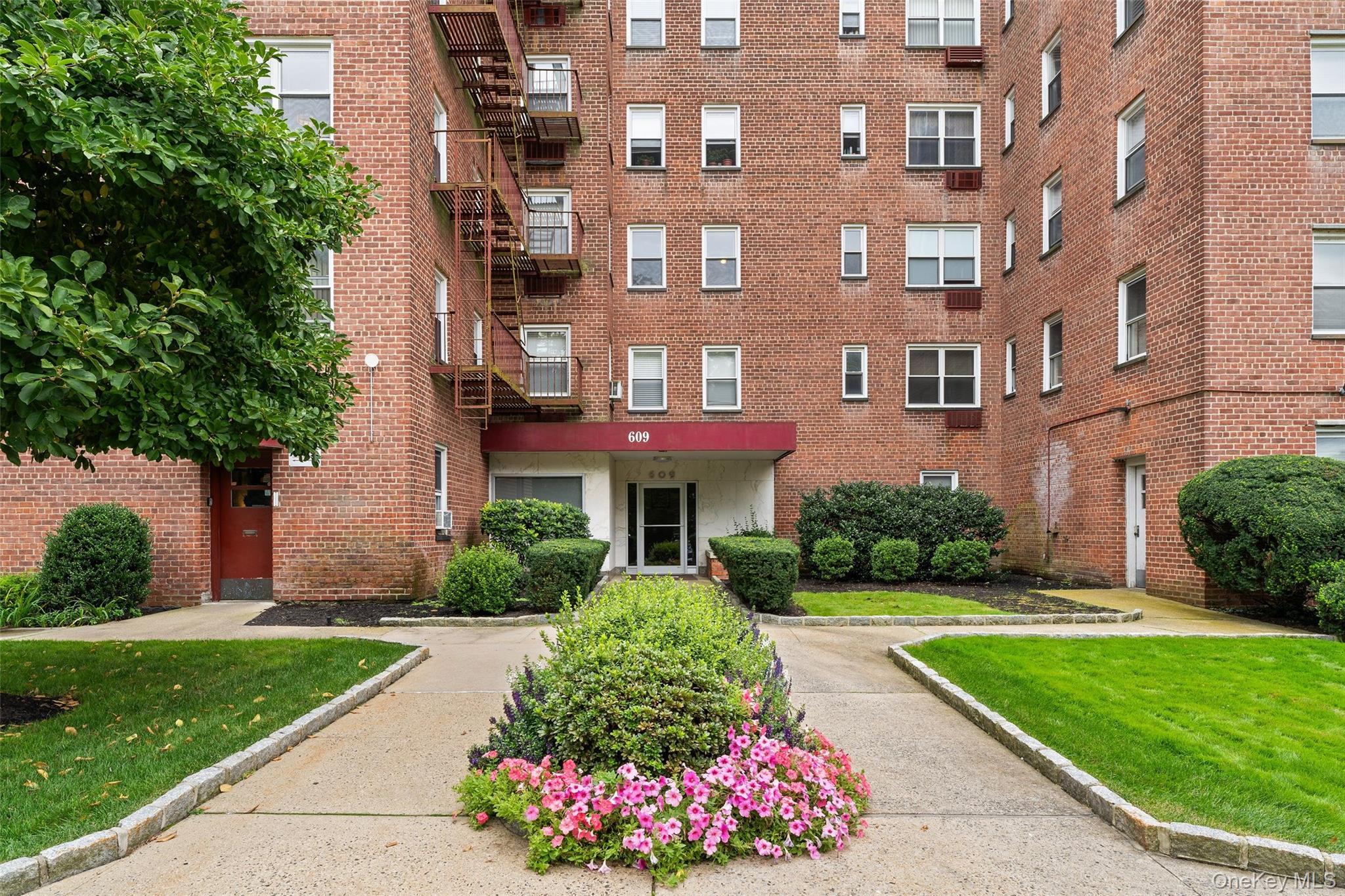 609 Palmer Unit: 7D, Yonkers