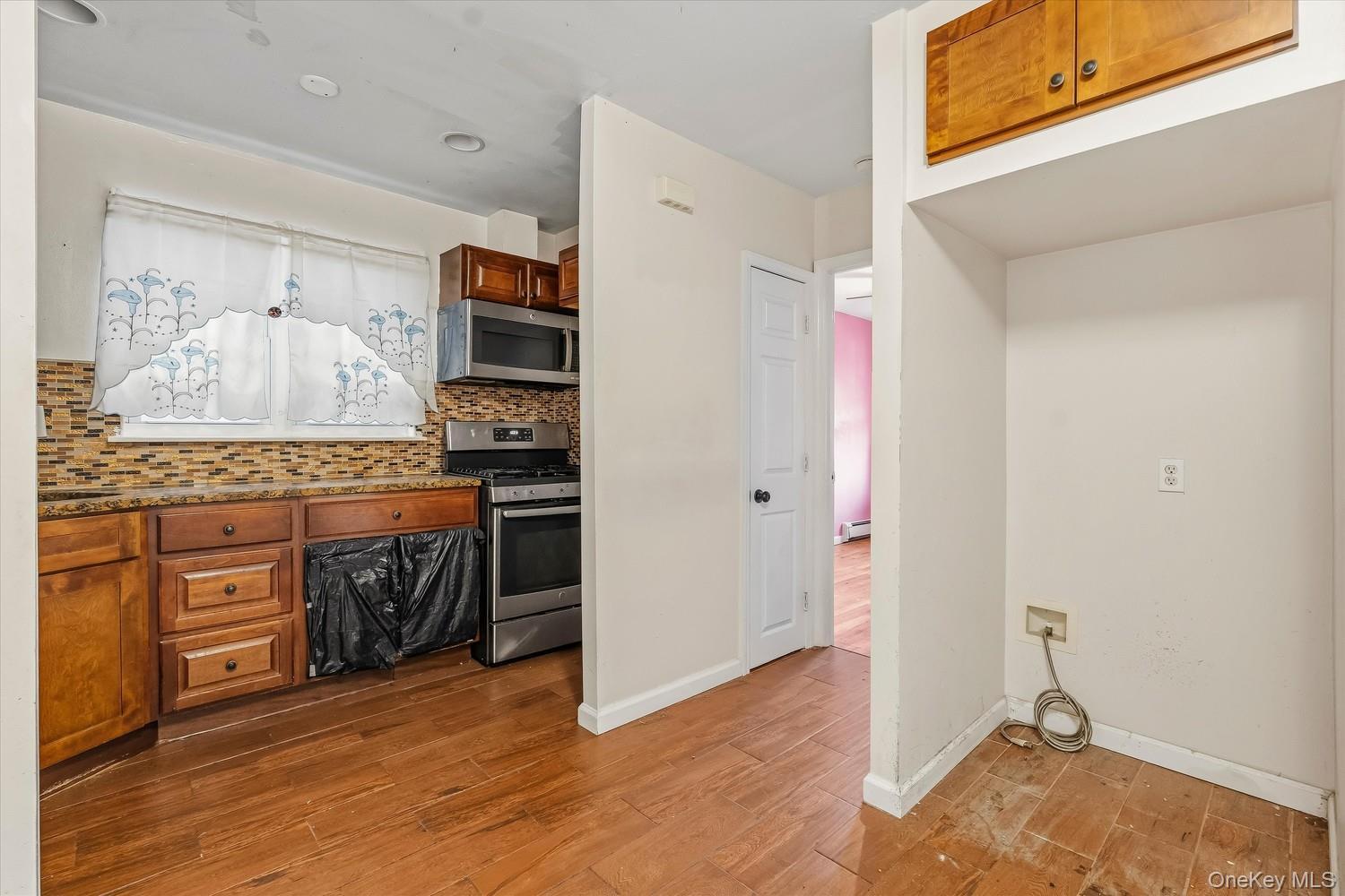 3229 Lurting Avenue thumbnail 10