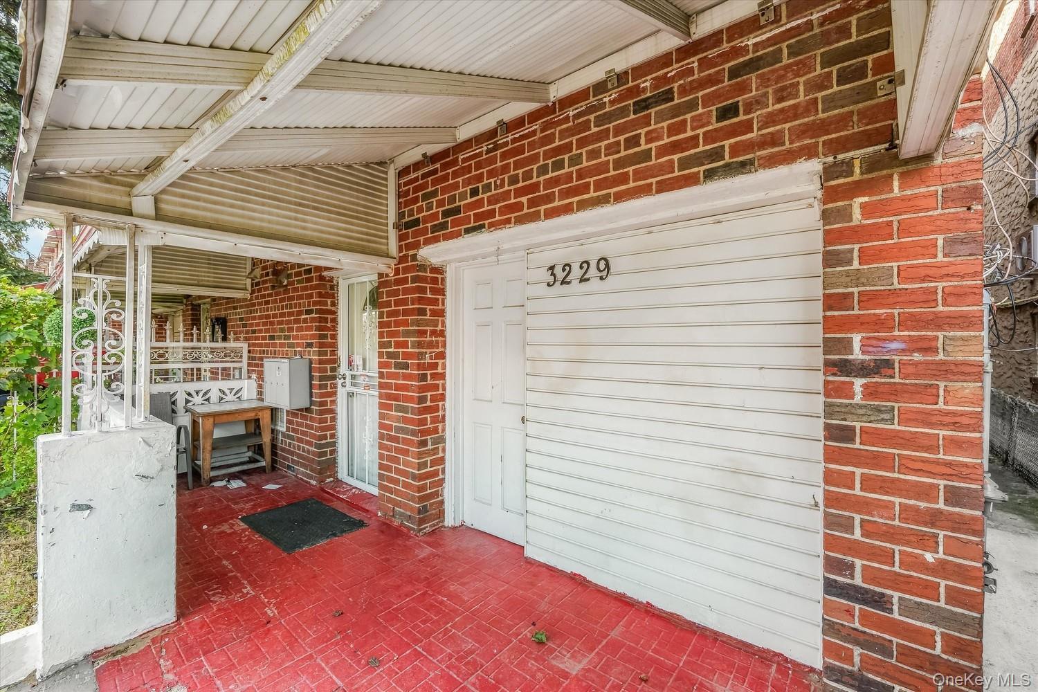 3229 Lurting Avenue thumbnail 27