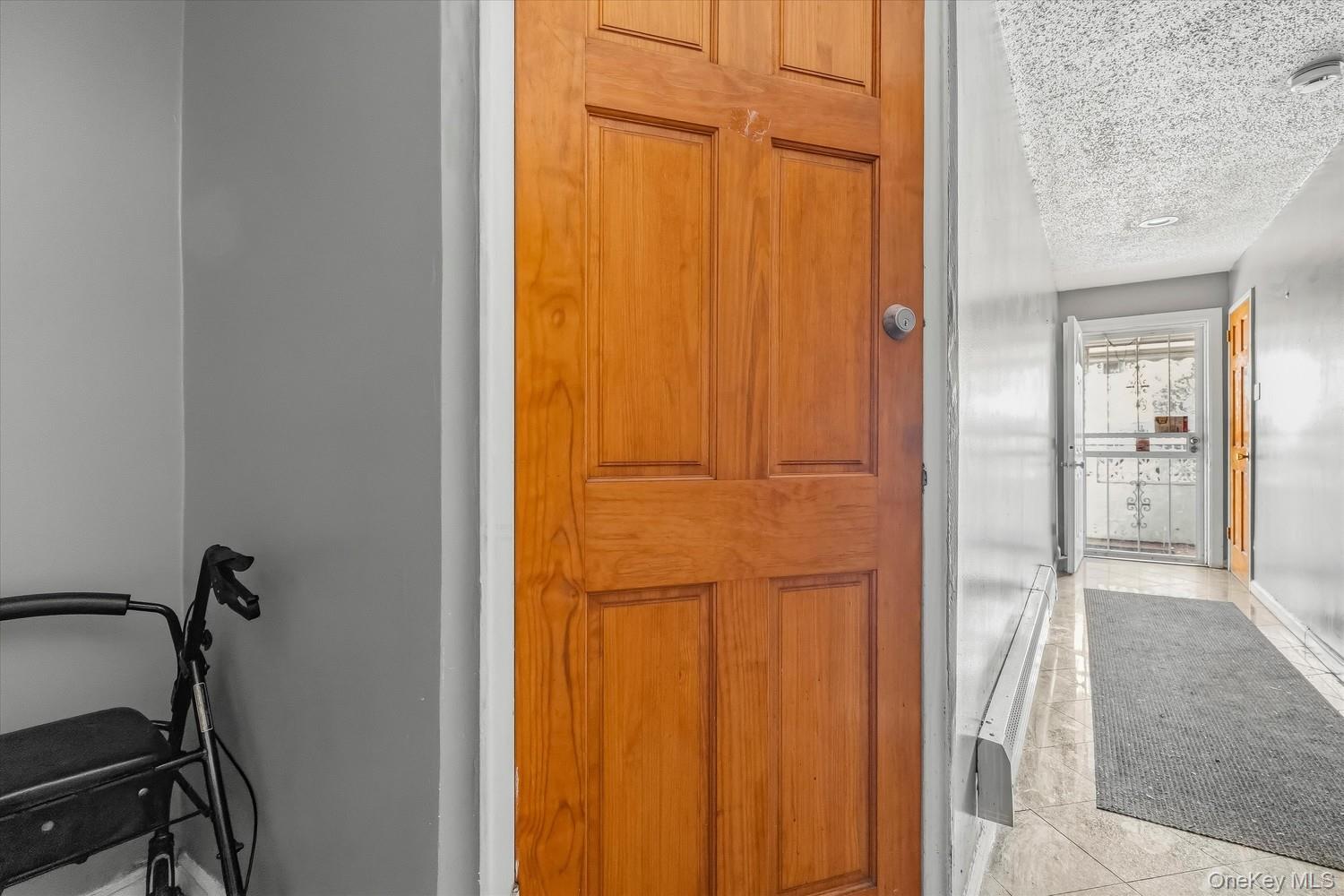 3229 Lurting Avenue thumbnail 6