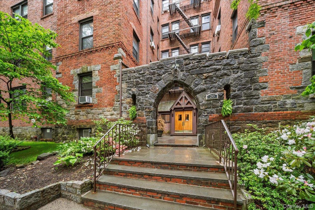 20 William Street Unit: 4D, Mount Vernon
