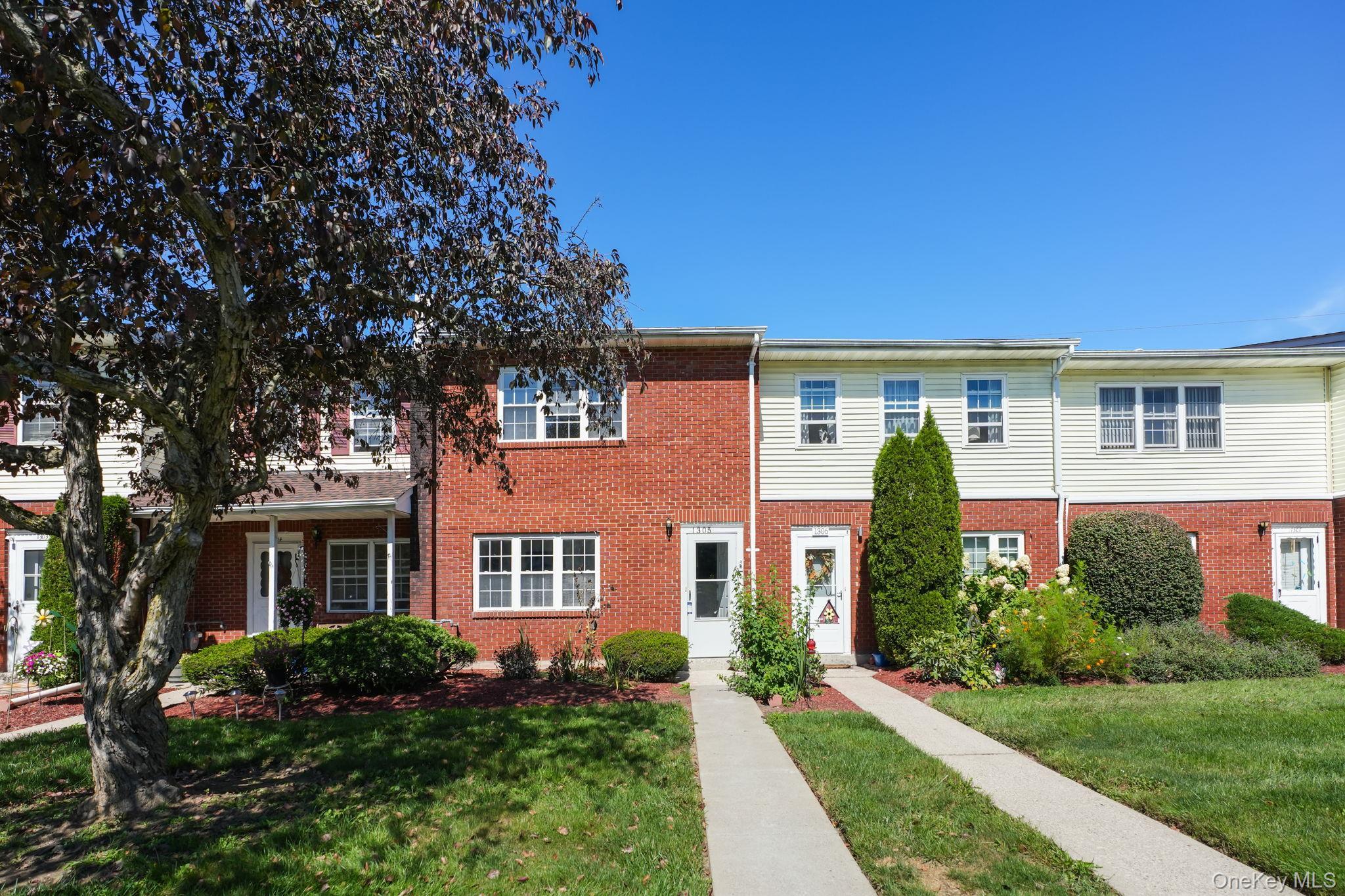 276 Temple Hill Road Unit: 1305, New Windsor
