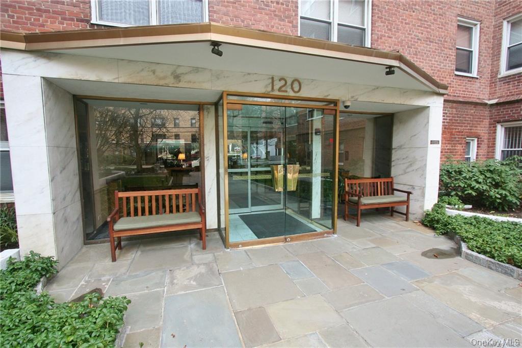 120 E Hartsdale Avenue Unit: 1C, Hartsdale