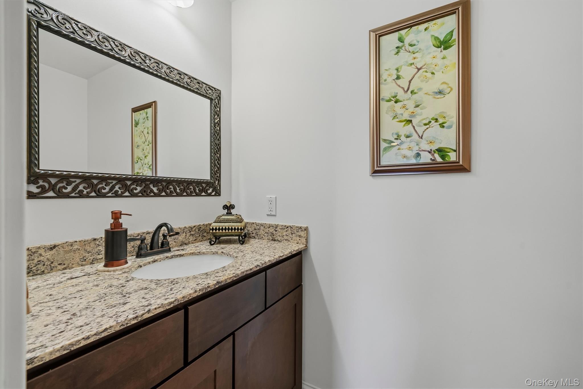 160 Highwood Drive thumbnail 4