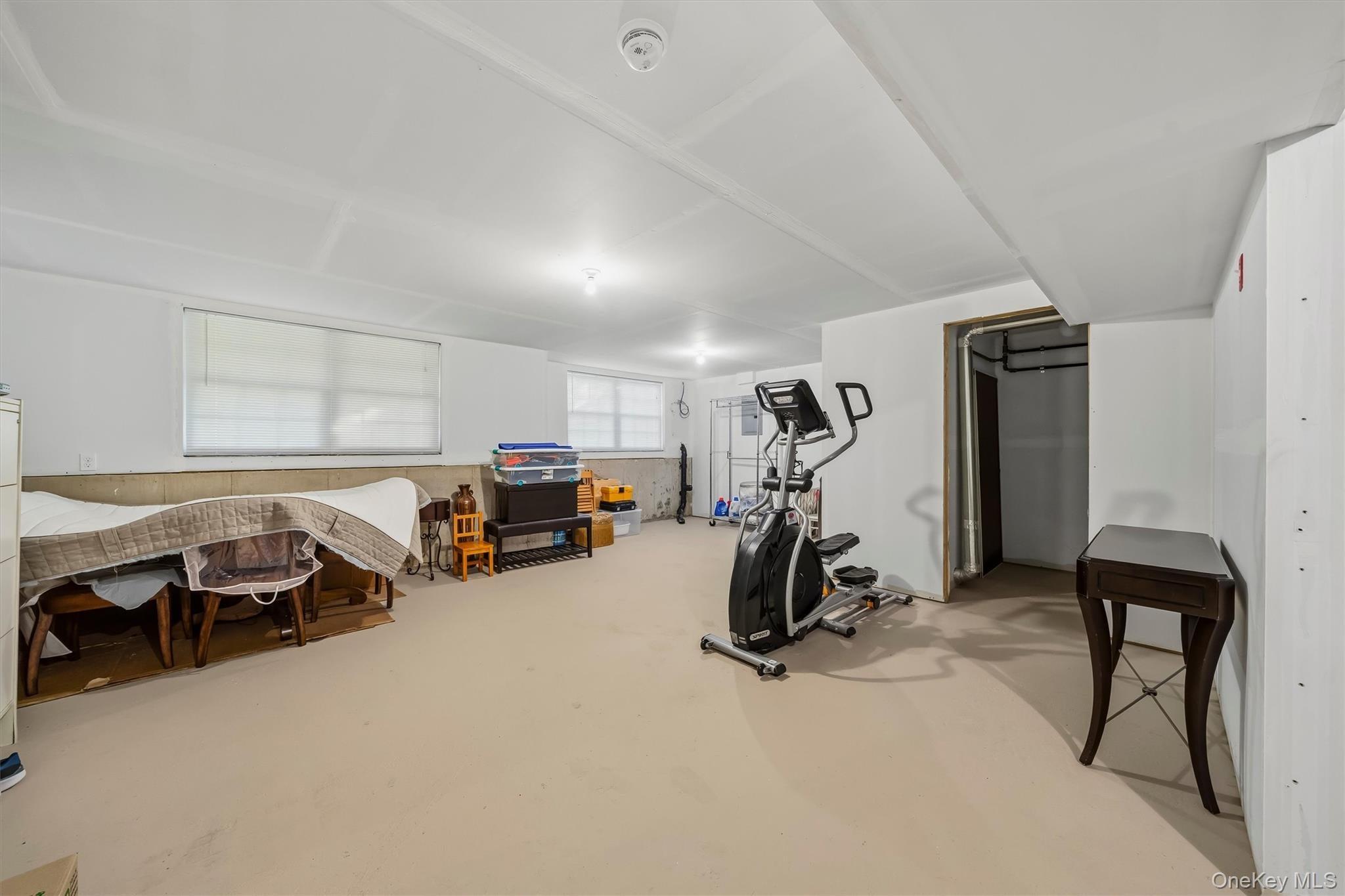 160 Highwood Drive thumbnail 13