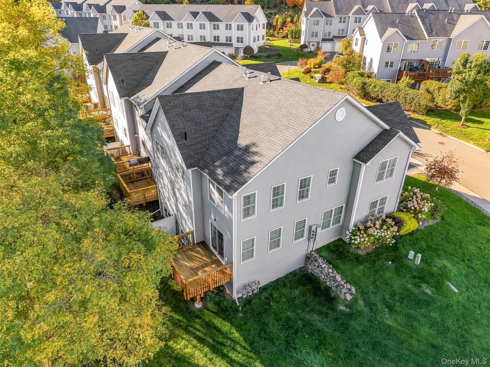 160 Highwood Drive thumbnail 17