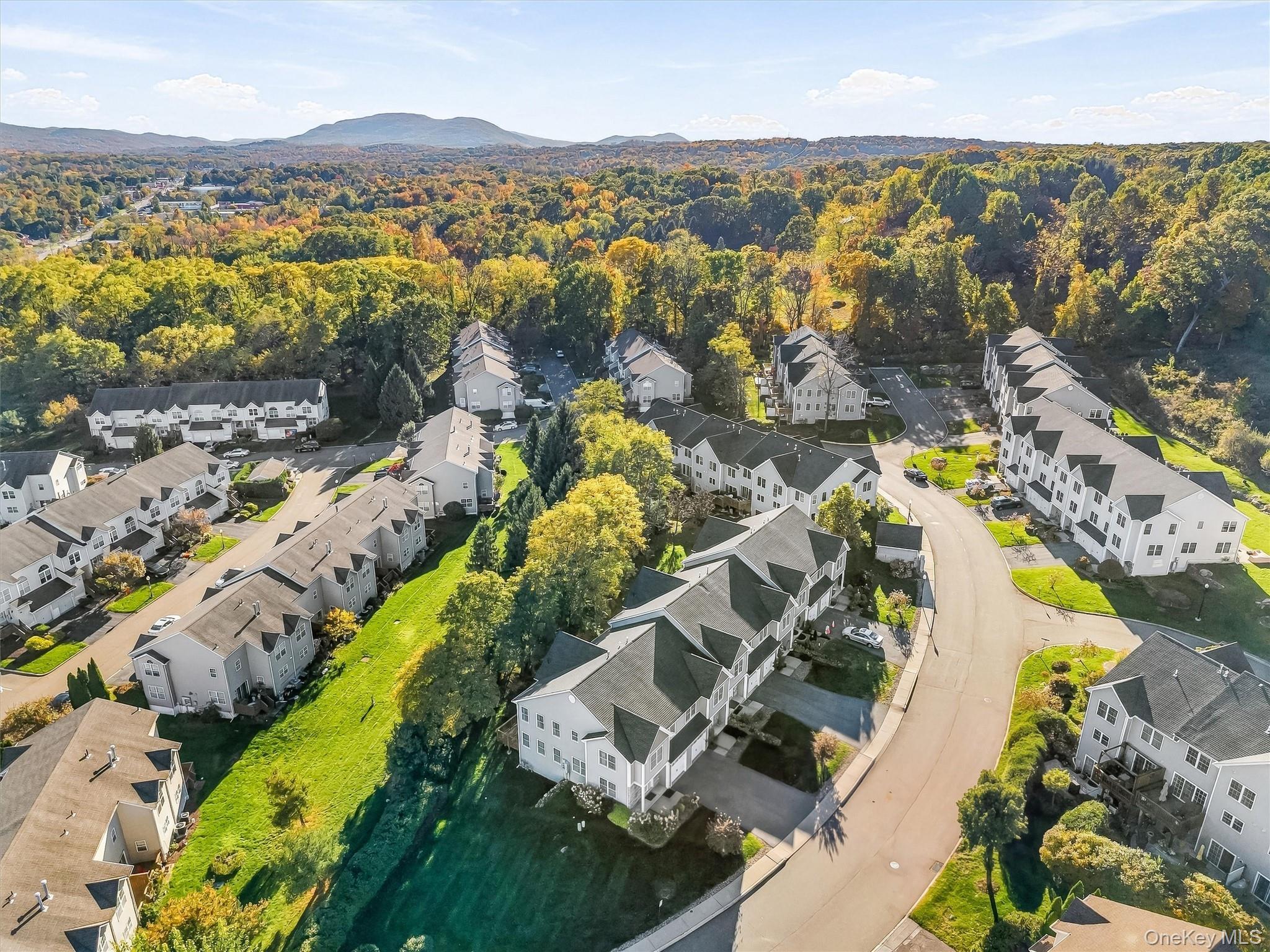 160 Highwood Drive thumbnail 18